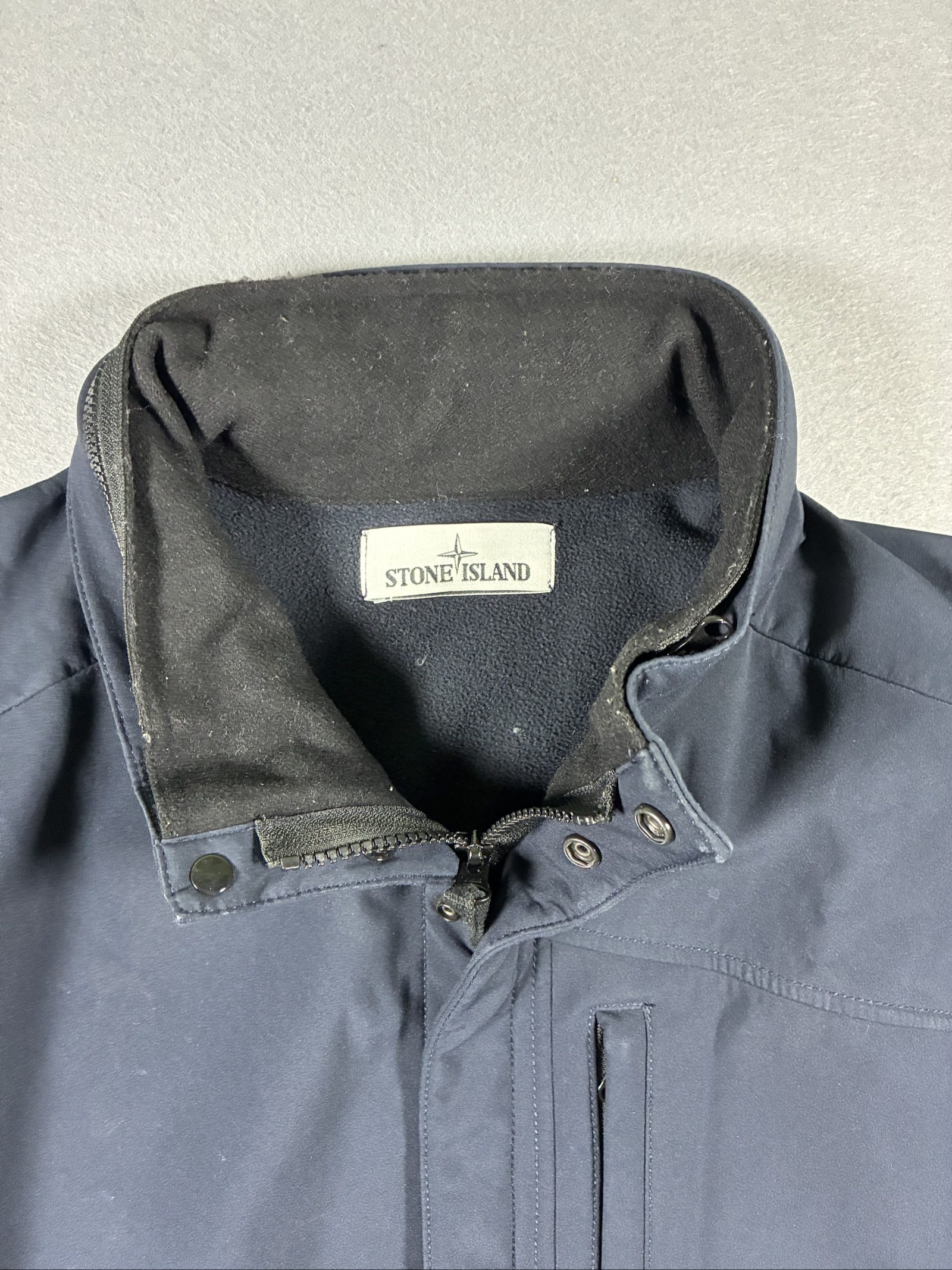 Stone Island Navy Soft Shell Jacket Large Chest Zip Pocket image 2