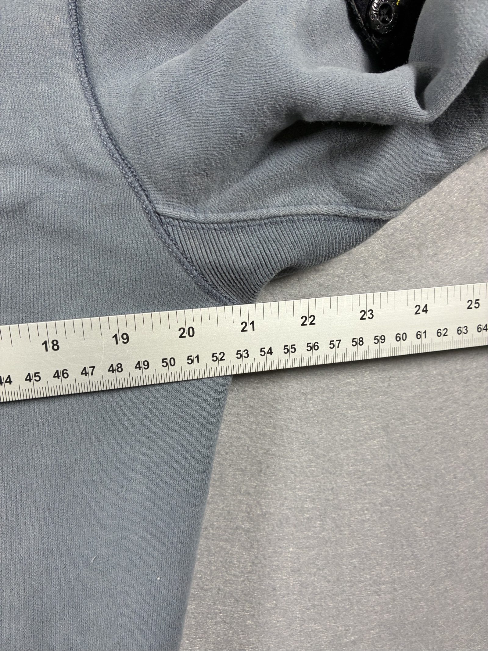 Stone Island Grey Crewneck Sweatshirt Medium Soft Fleece image 6