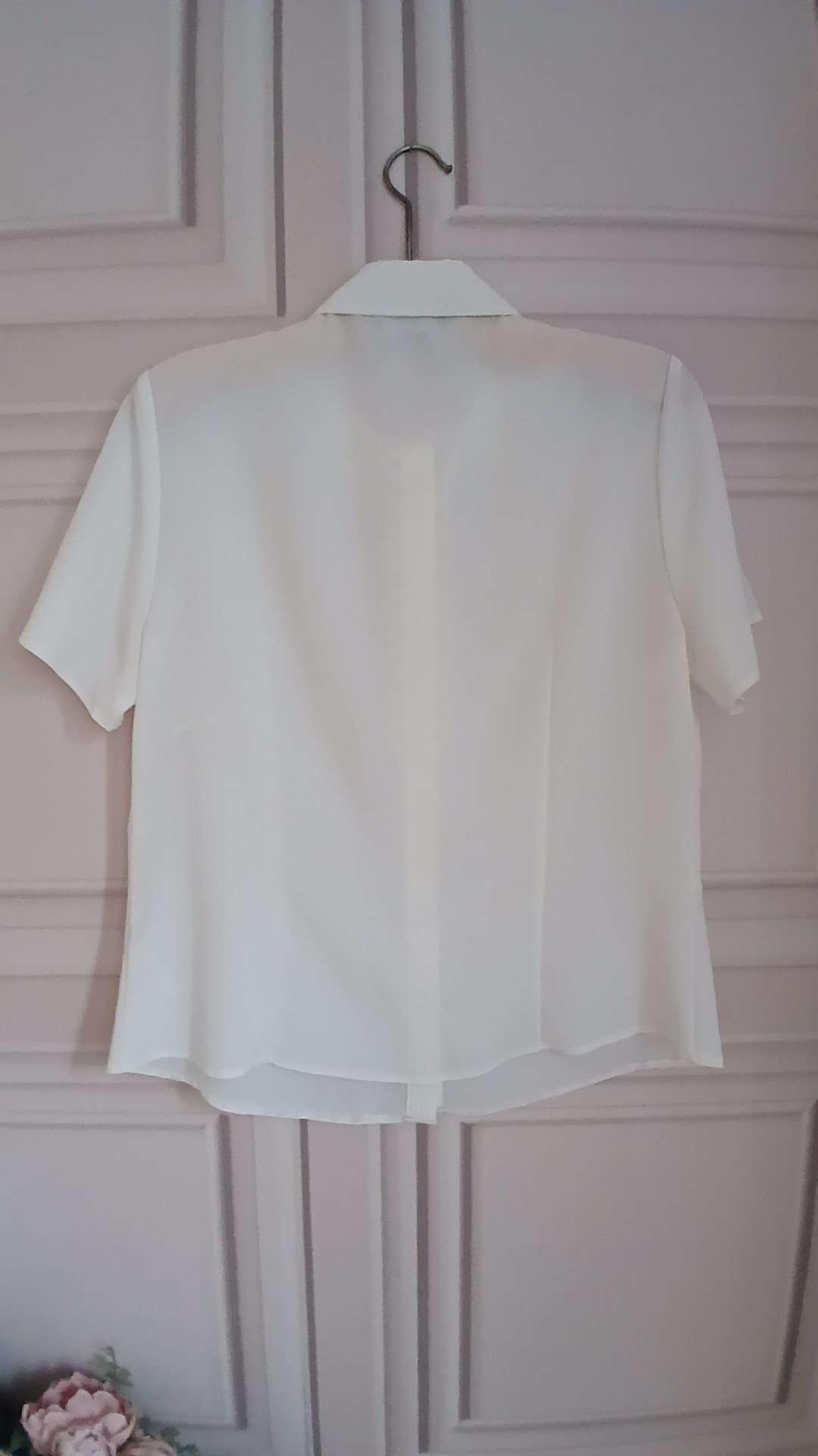 Classics Women's Ivory Short Sleeve Blouse Size 14 image 3