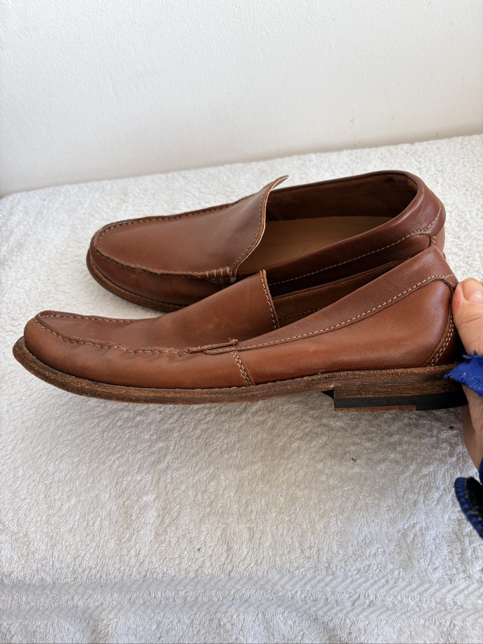 Clarks Men's Brown Leather Loafers UK 11 Classic Slip-On image 5
