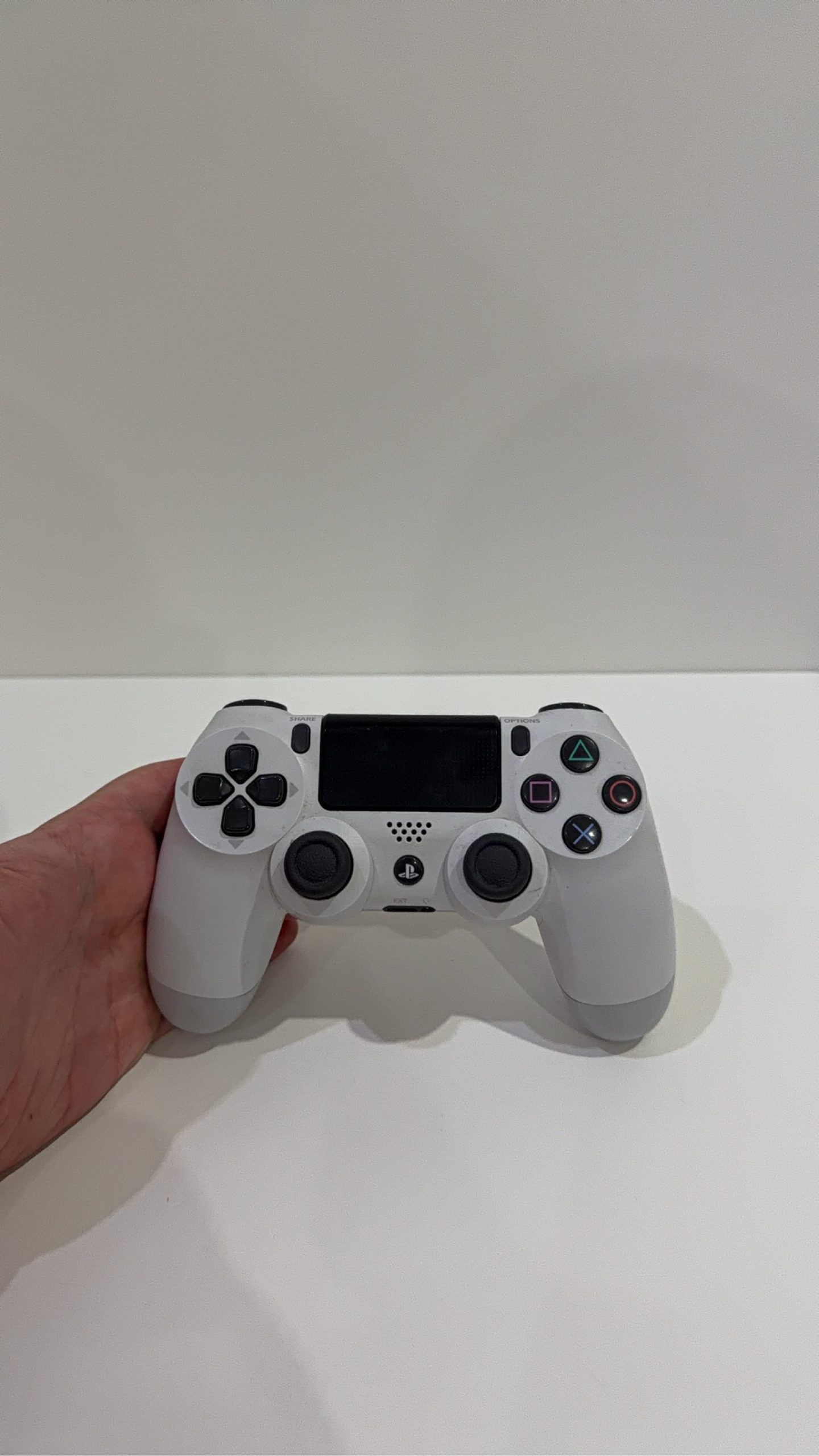 Sony PlayStation 4 PS4 Slim White 500GB Console with Controller & Cables image 6