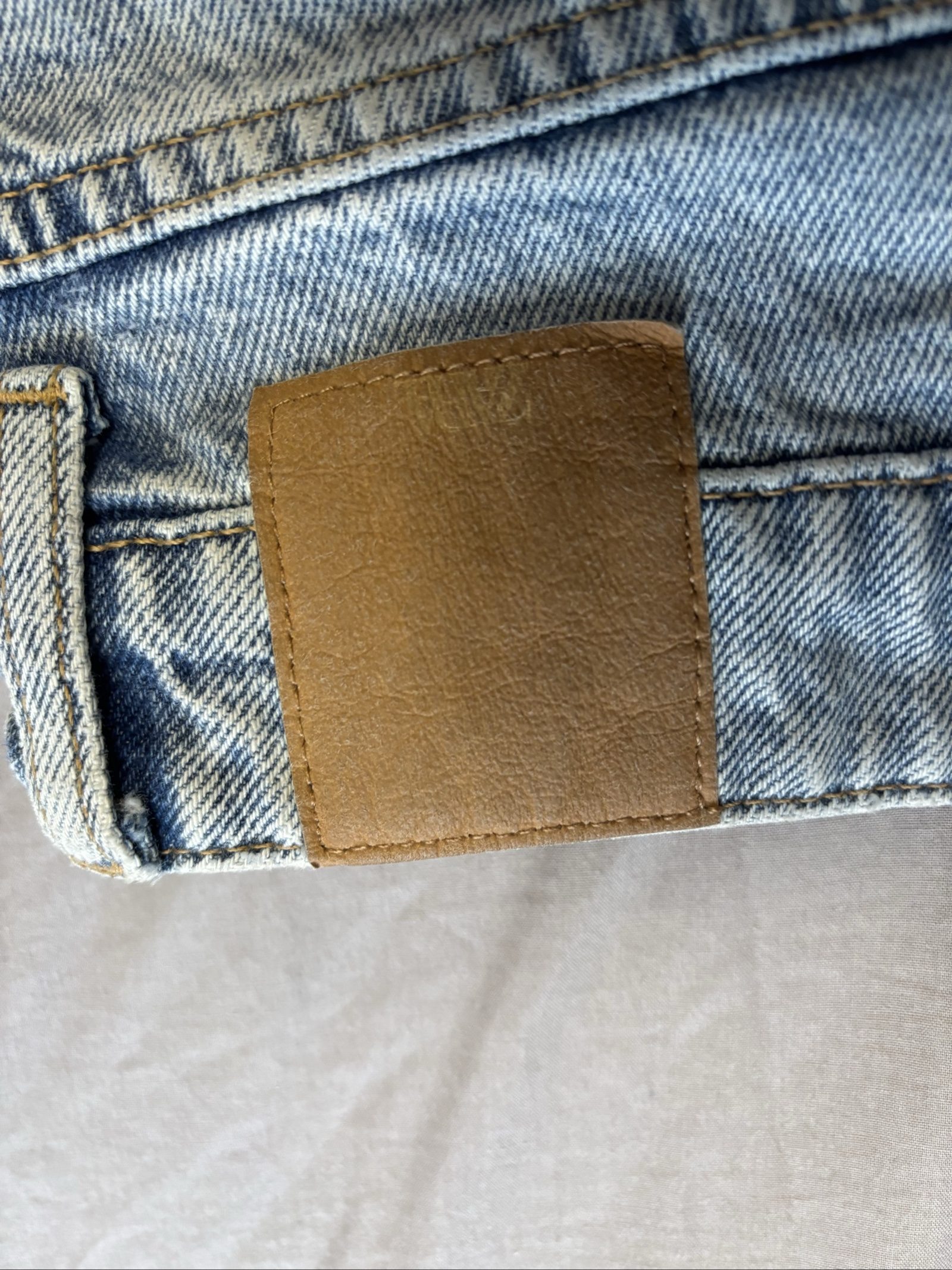 Zara Women's Light Blue Denim Jeans Size 12 Raw Hem image 6