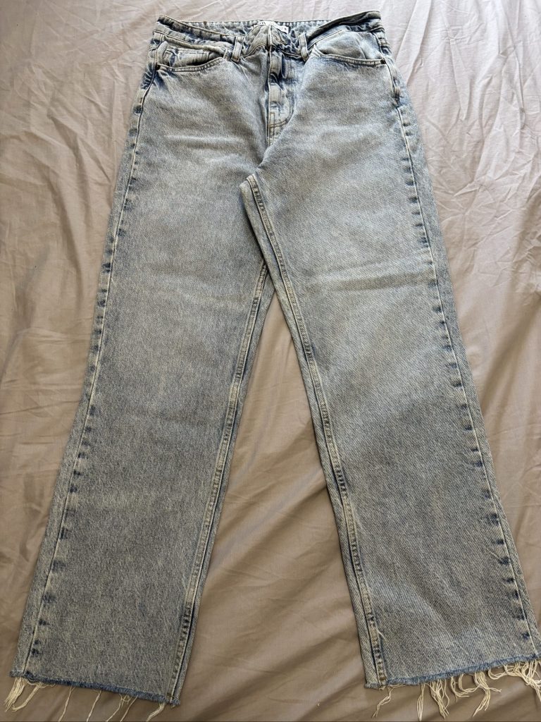 Zara Women's Light Blue Denim Jeans Size 12 Raw Hem