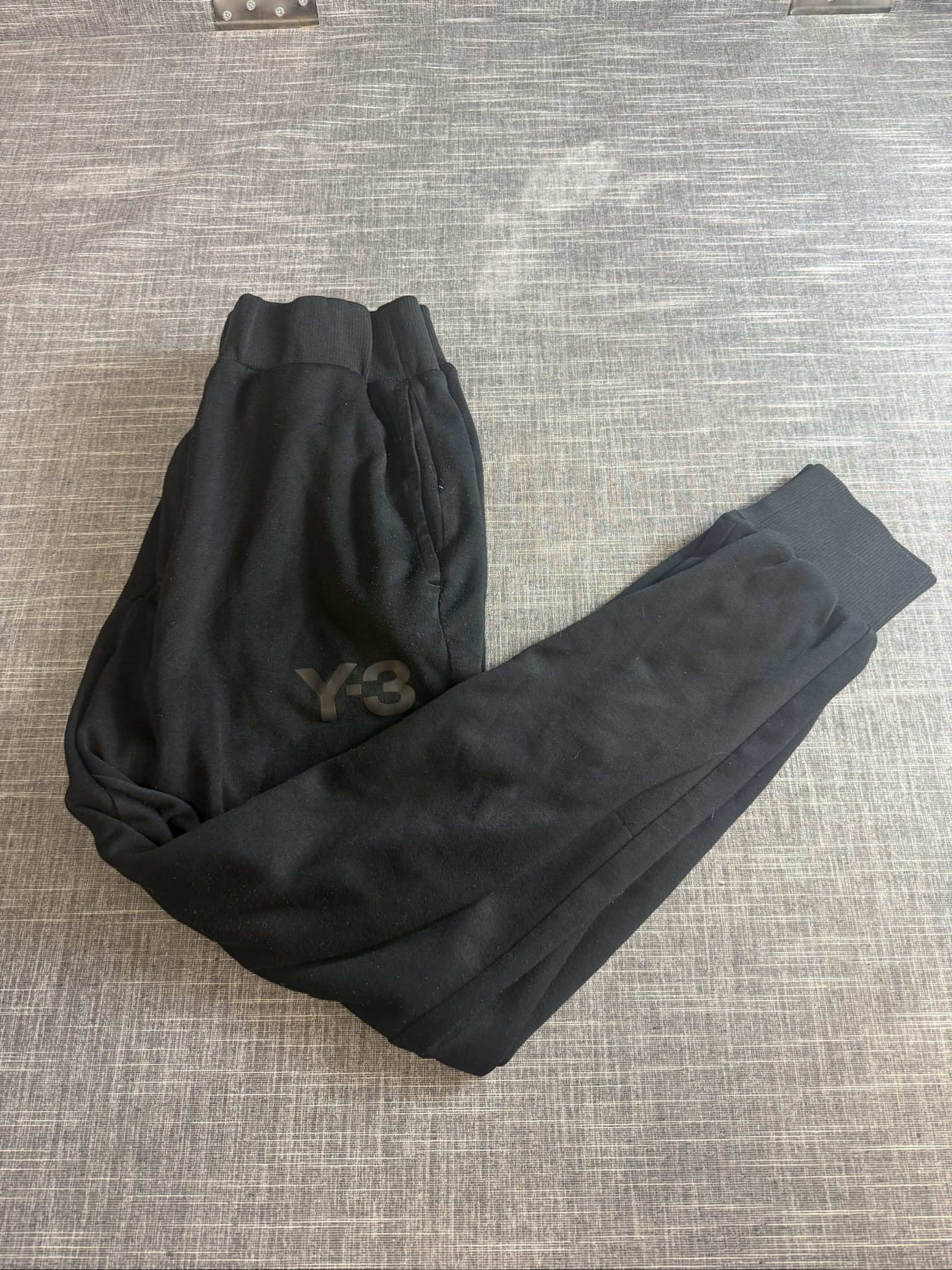 Y-3 Men's Black Logo Jogger Sweatpants Elastic Waist Ribbed Cuff