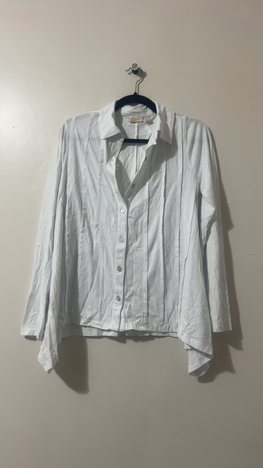 Logo Lavish White Button-Up Shirt XS Lightweight Cotton