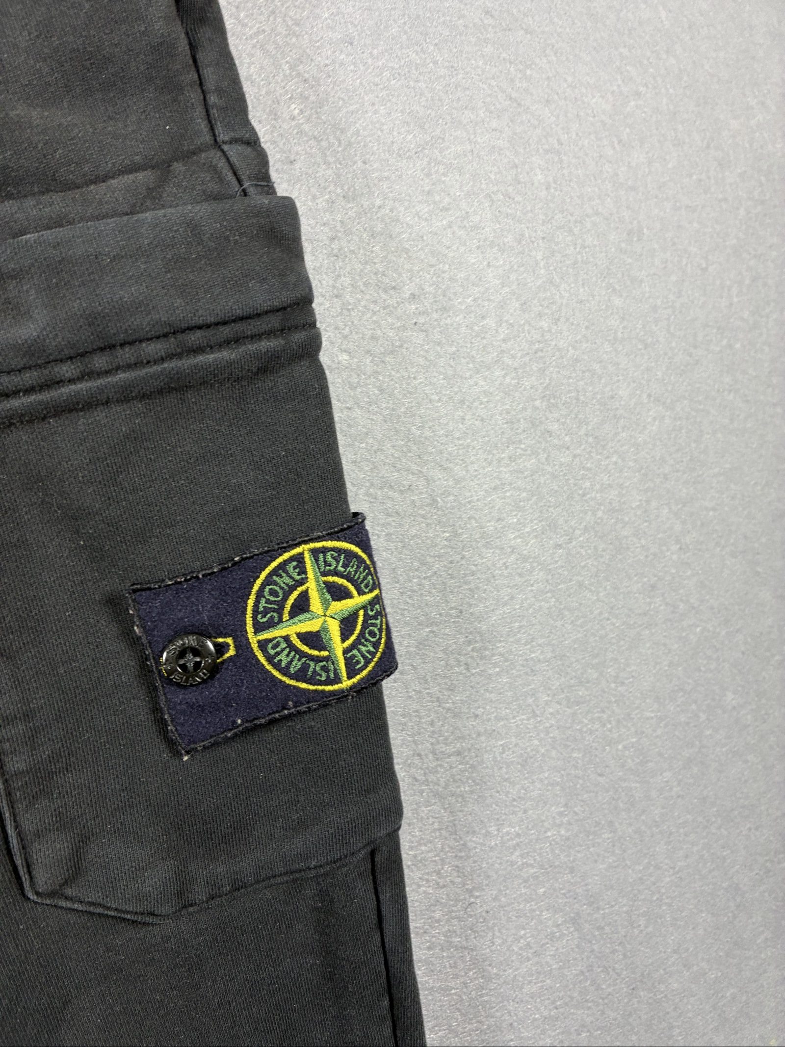 Stone Island Black Sweatshirt & Cargo Joggers Set Tracksuit Medium Cotton image 8