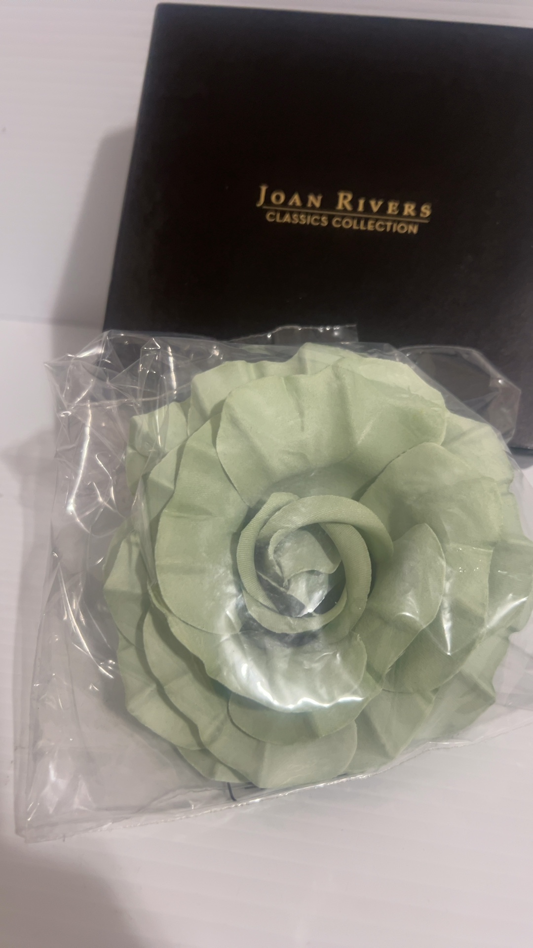 Joan Rivers Sage Green Polyester Flower Pin One Size image 3
