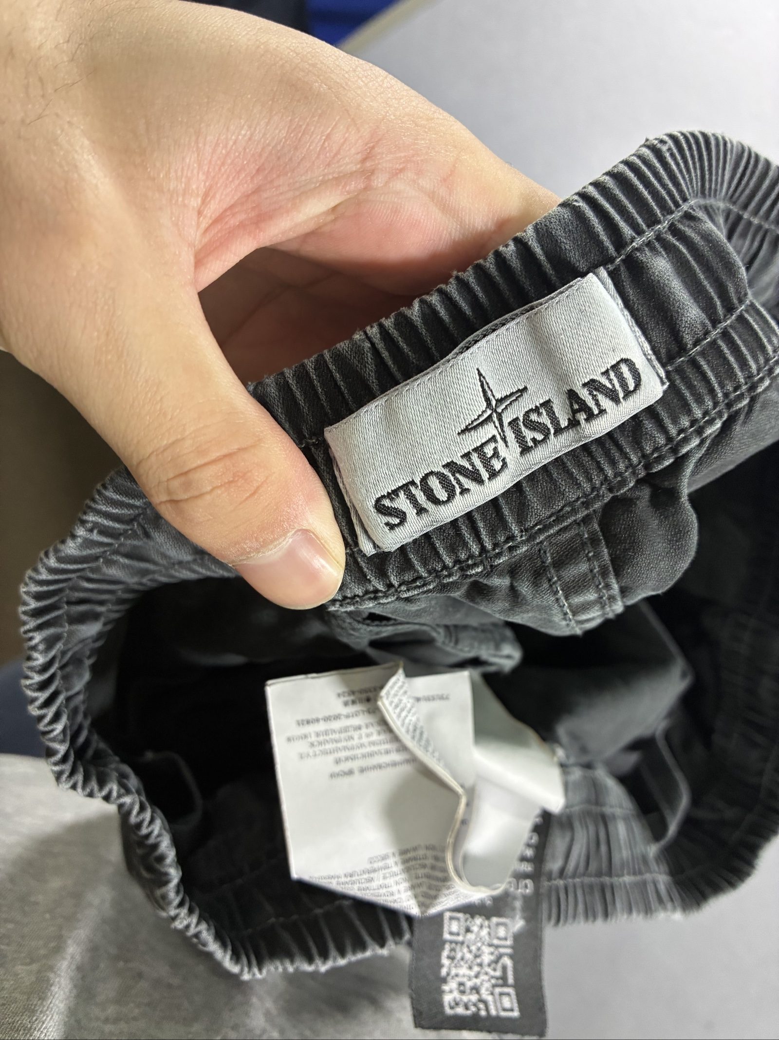 Stone Island Grey Cargo Joggers 30 Elastic Waist Logo Patch image 4