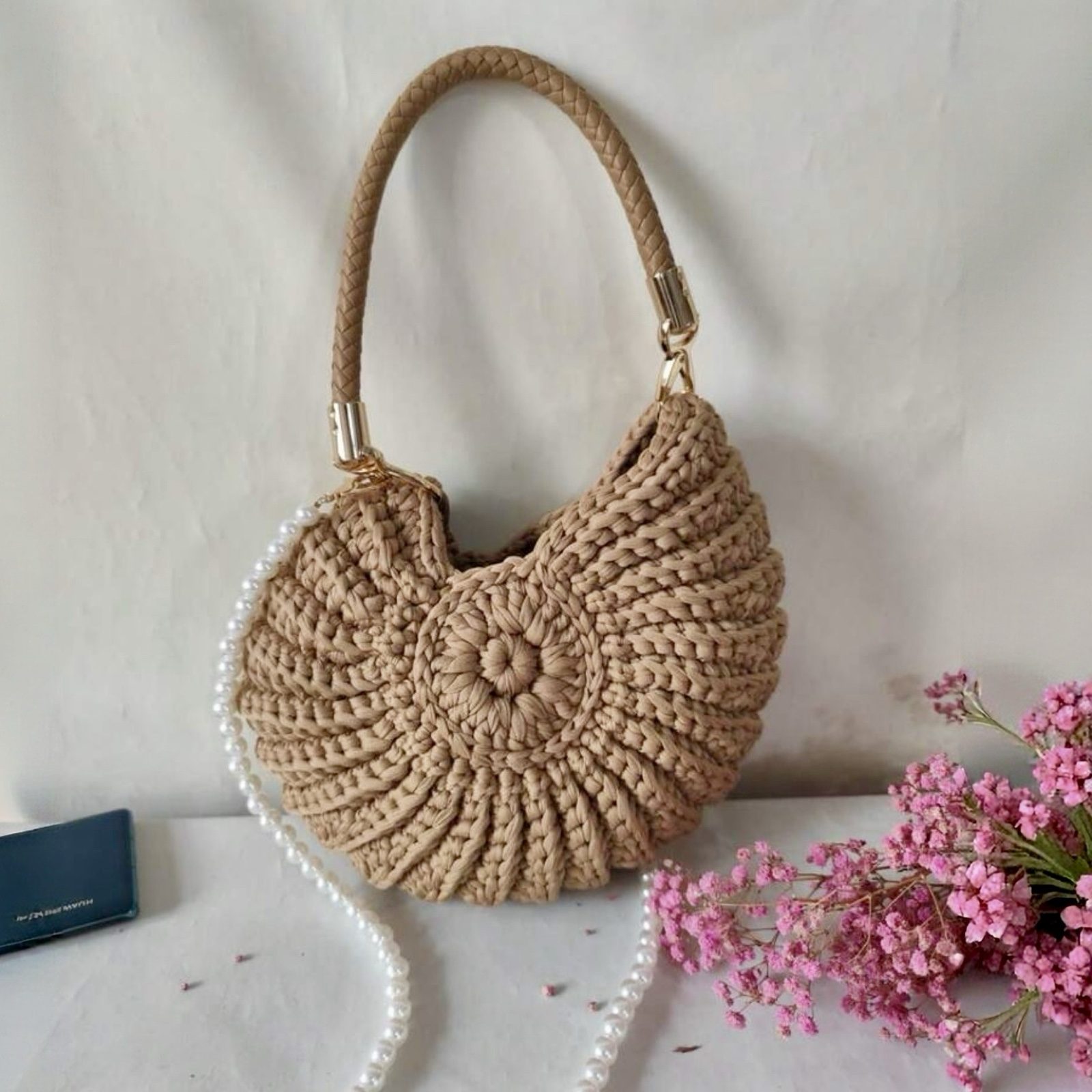 Coastal Luxe Shell Woven Crochet Shoulder Bag Natural Tan Summer Pearl Strap image 2