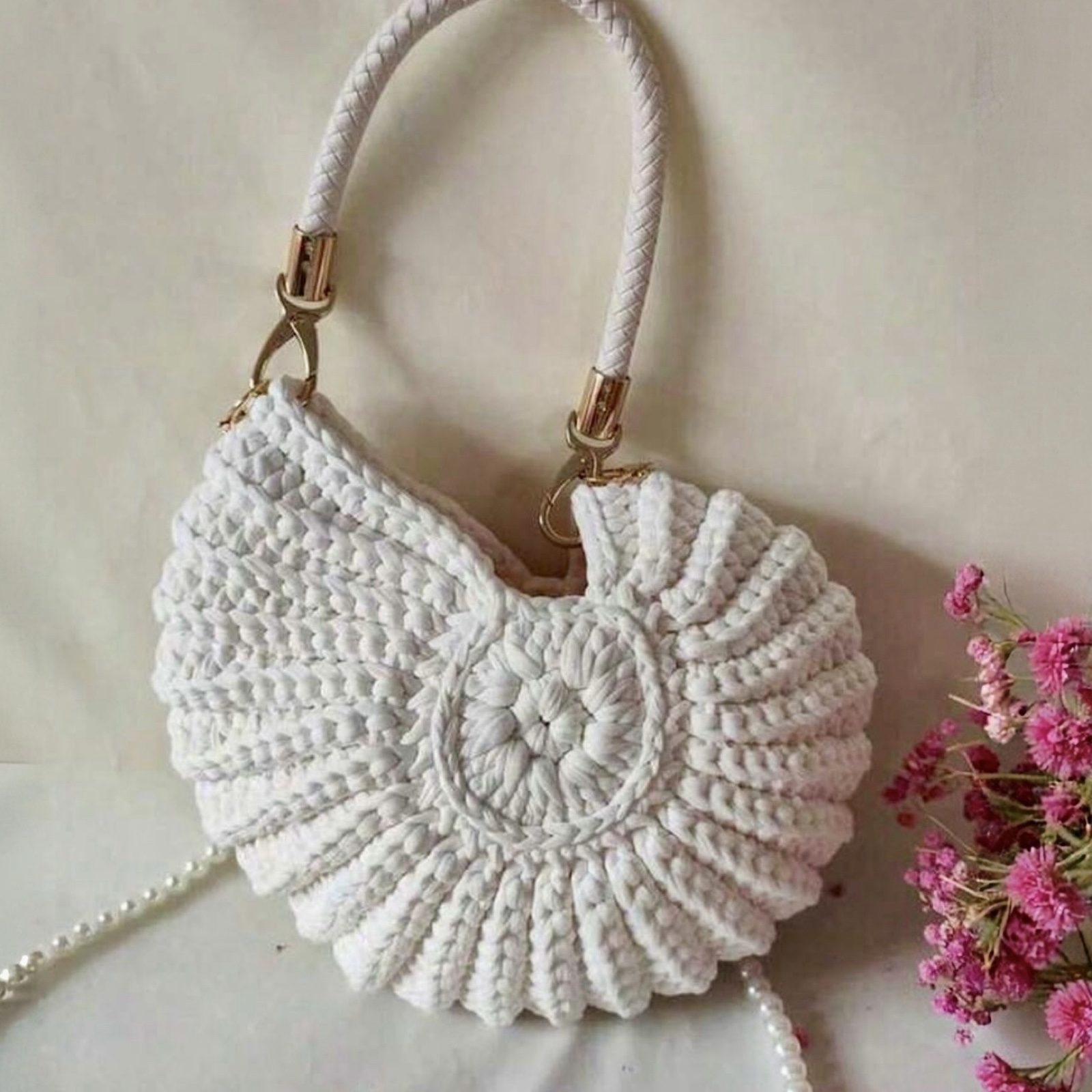 Coastal Luxe Shell Woven Crochet Shoulder Bag White Summer Pearl Strap image 3