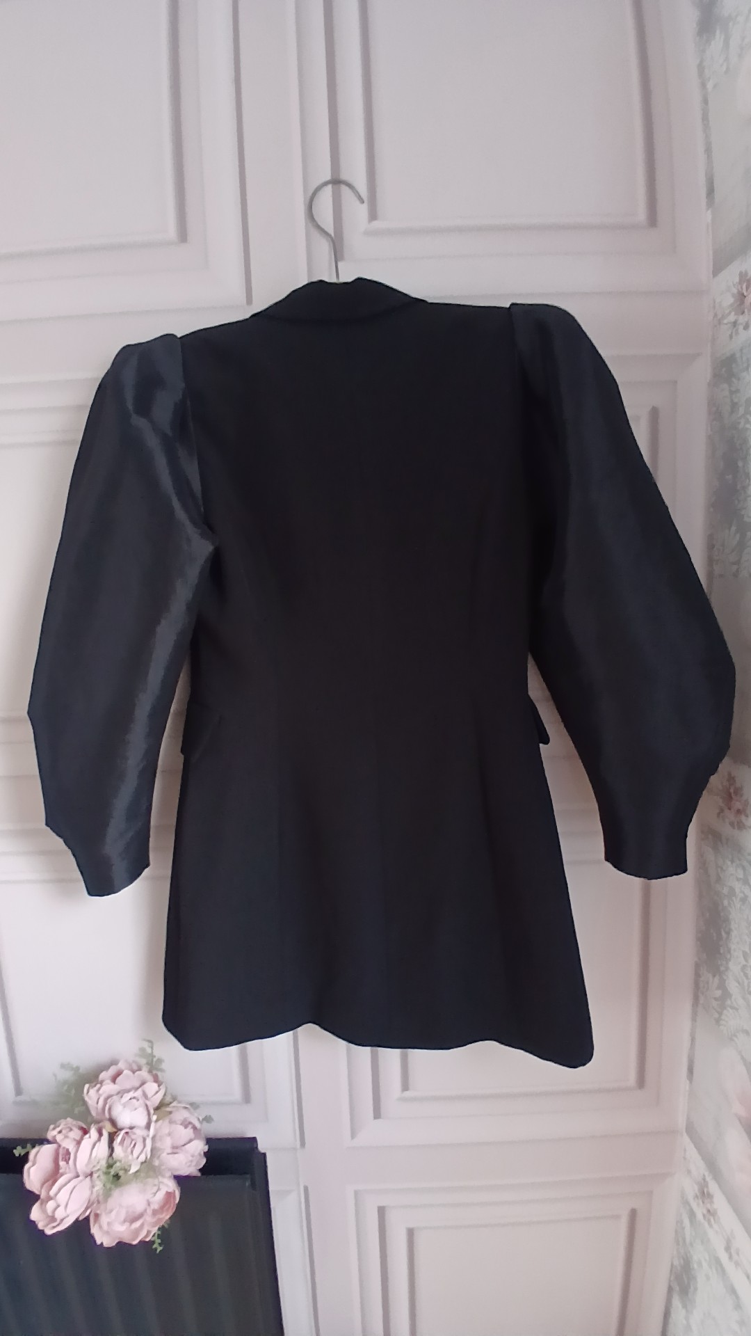 Rare London Women's Black Extreme Puff Sleeve Blazer UK 12 image 3