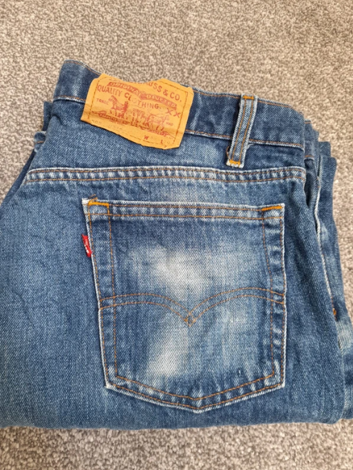 Levi's Red Tab Blue Denim Jeans Classic Fit Men's Red Tab 37" image 6