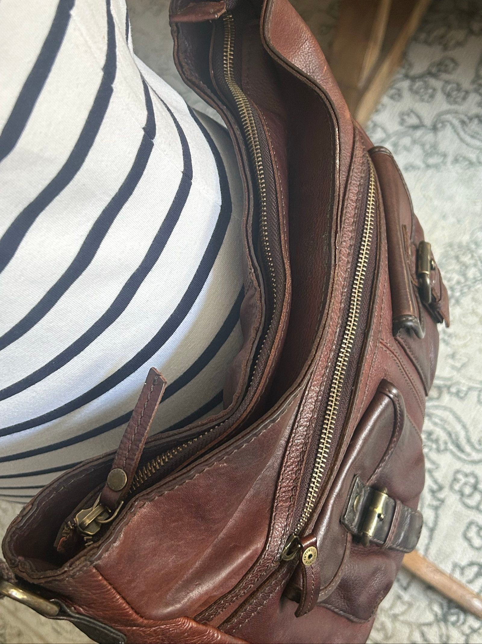 Fatface Leather Shoulder Crossbody Bag Medium image 6