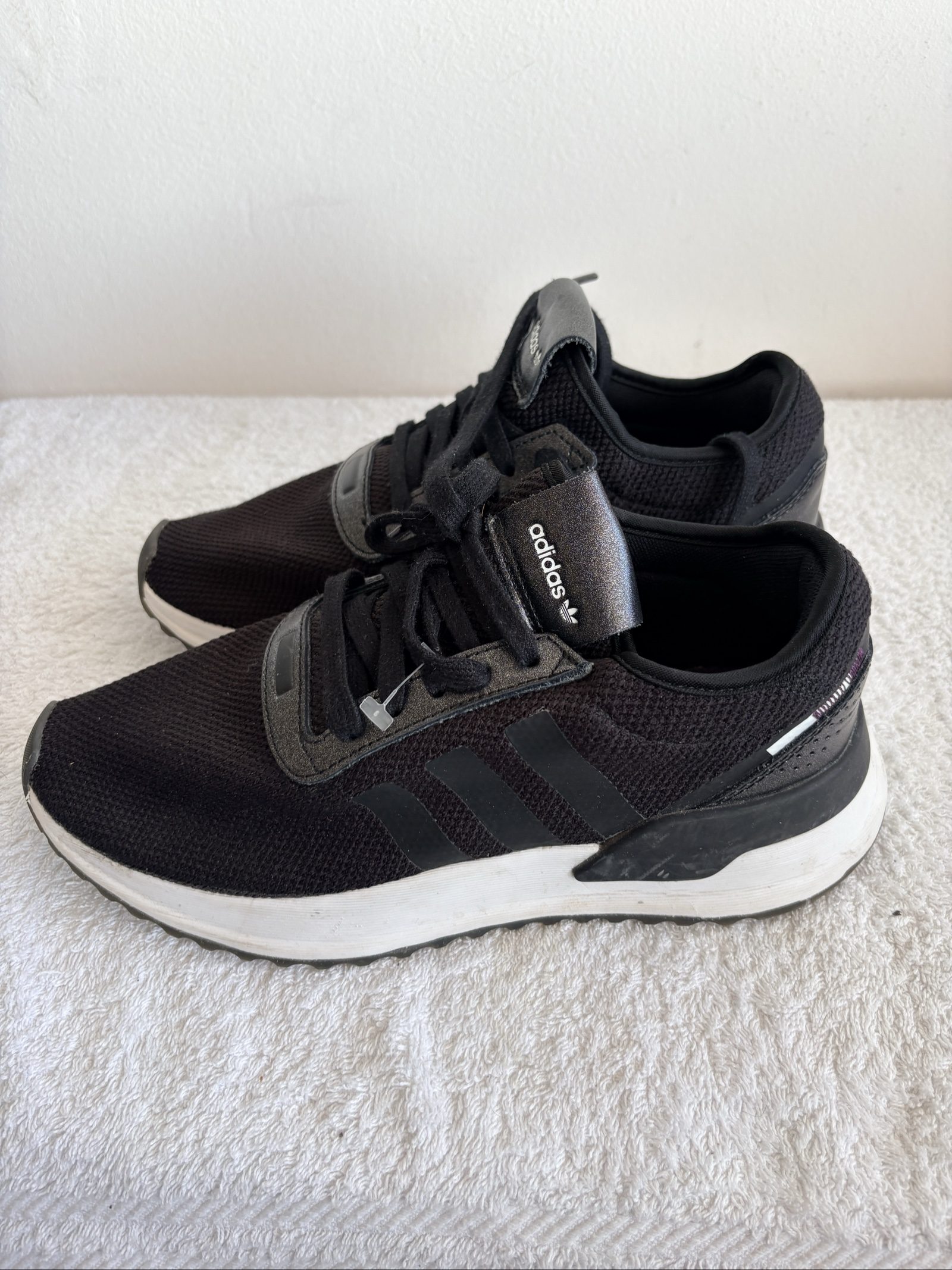 Adidas Black & Grey Men's Running Trainers UK 9