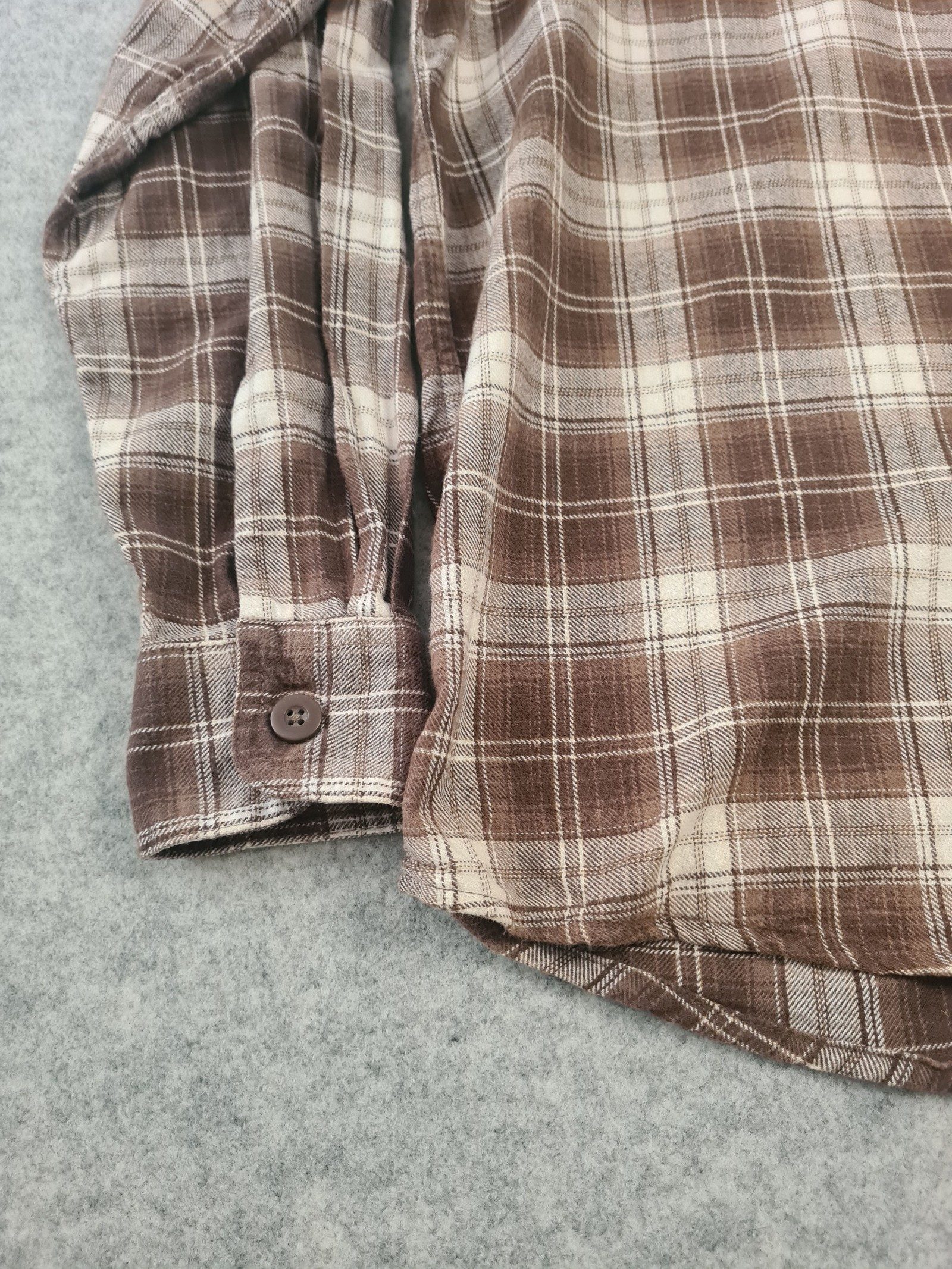 Wrangler Brown Beige White Plaid Shirt Medium 1131 image 2