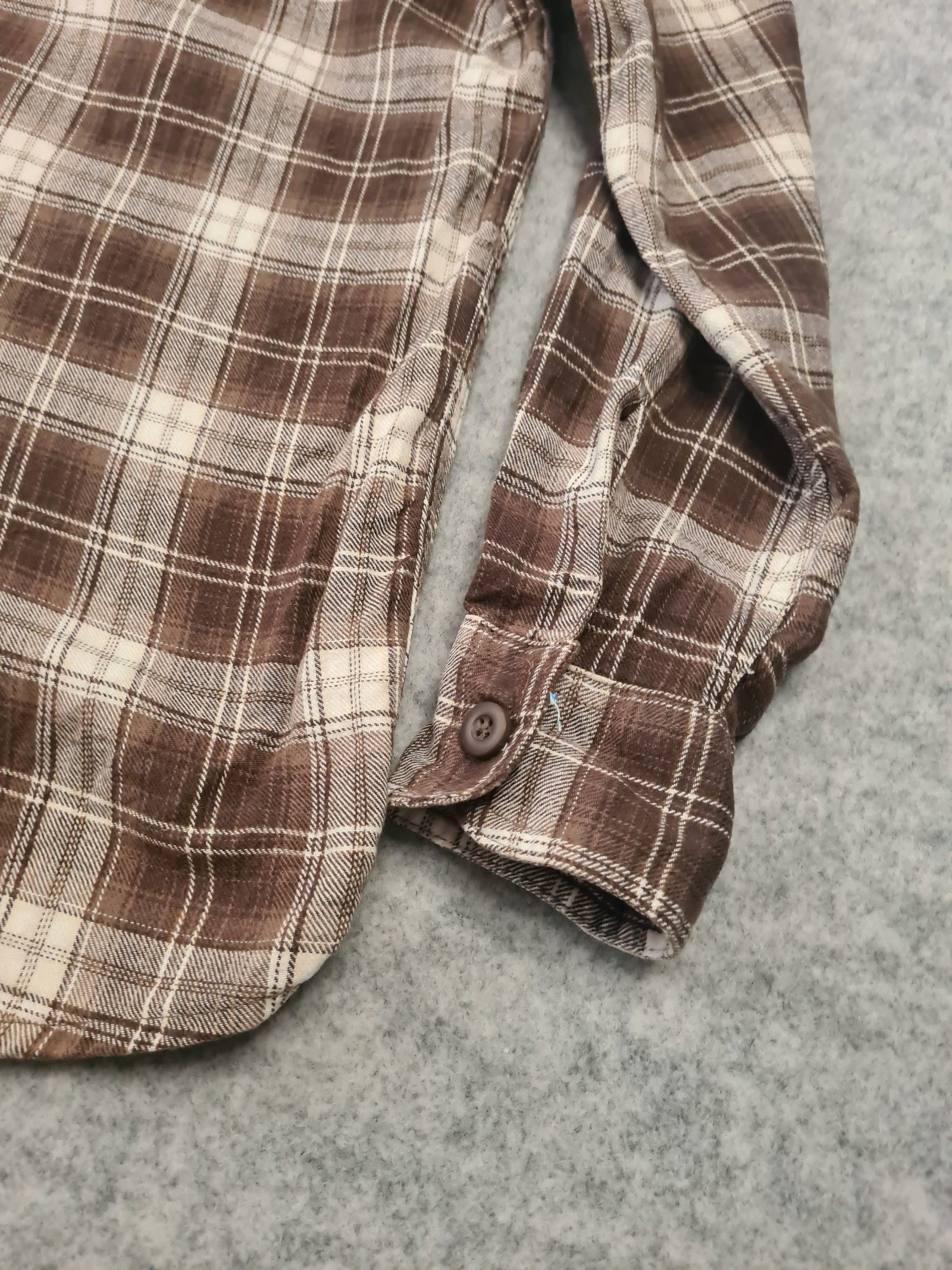 Wrangler Brown Beige White Plaid Shirt Medium 1131 image 3