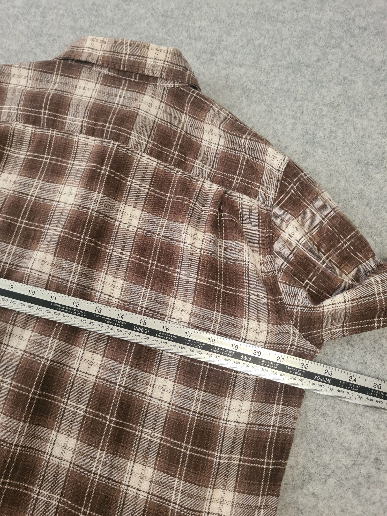 Wrangler Brown Beige White Plaid Shirt Medium 1131 image 7