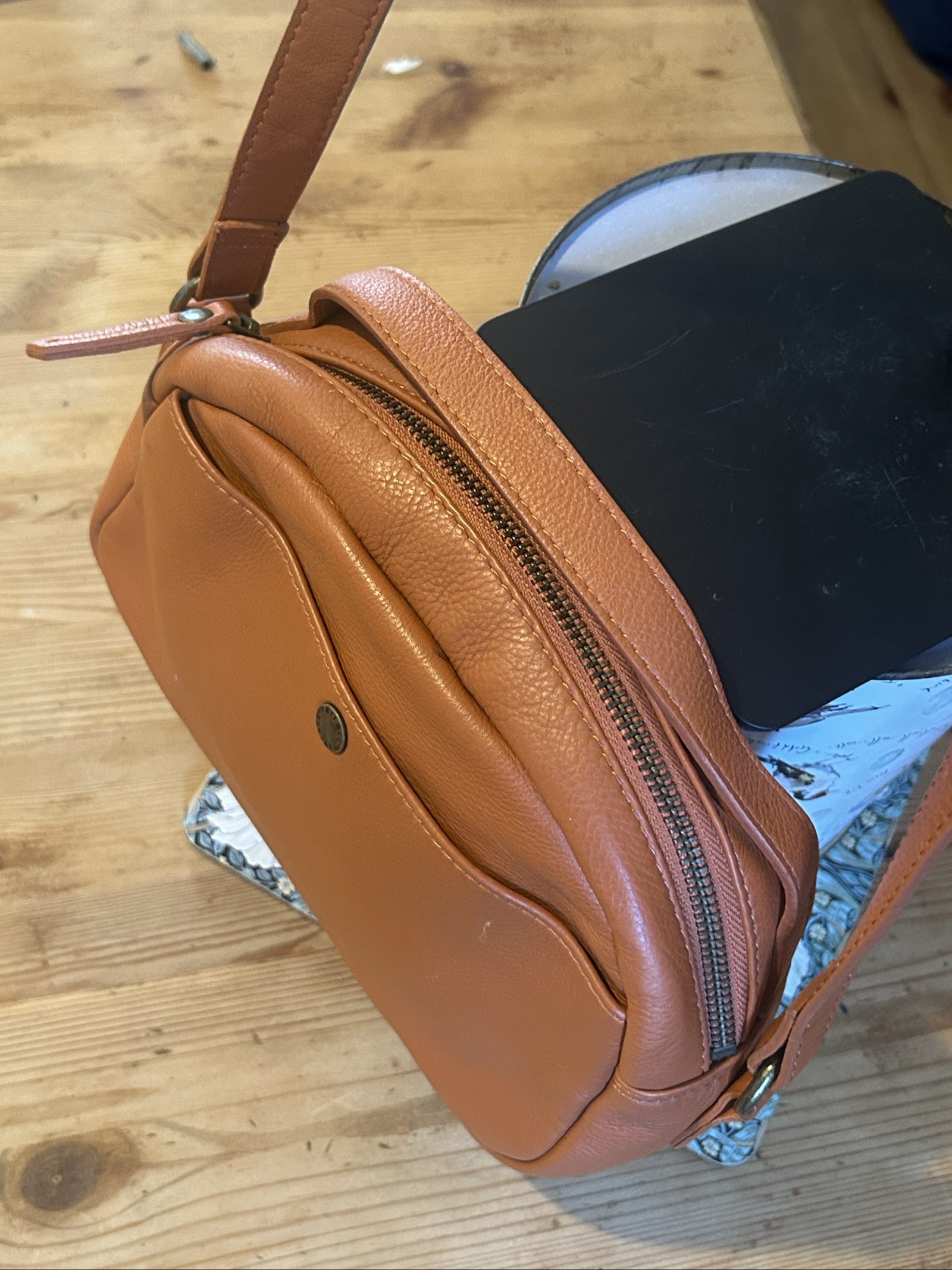 Fatface Orange Leather Crossbody Bag Adjustable Strap image 2