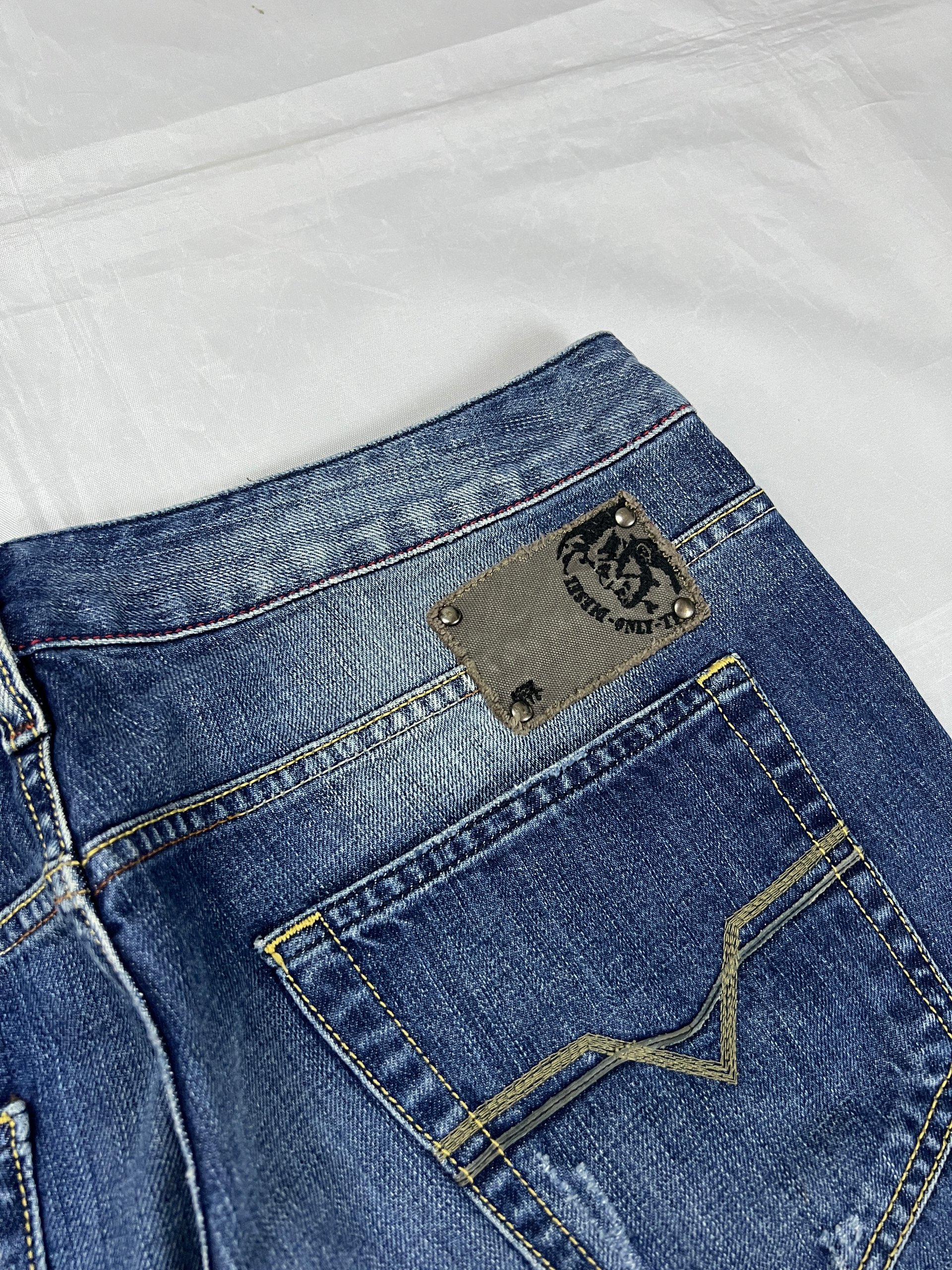 Diesel Blue Denim Jeans W32 L32 Men's Distressed Wash image 4
