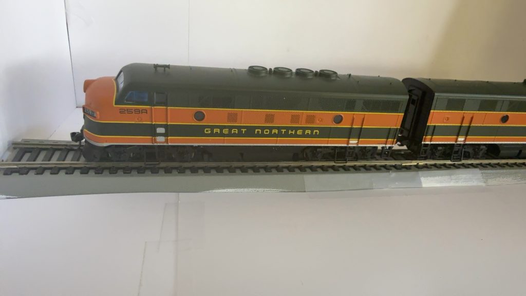 Proto 1000 Series Great Northern HO Scale F3A & F3B Locomotive Train Set