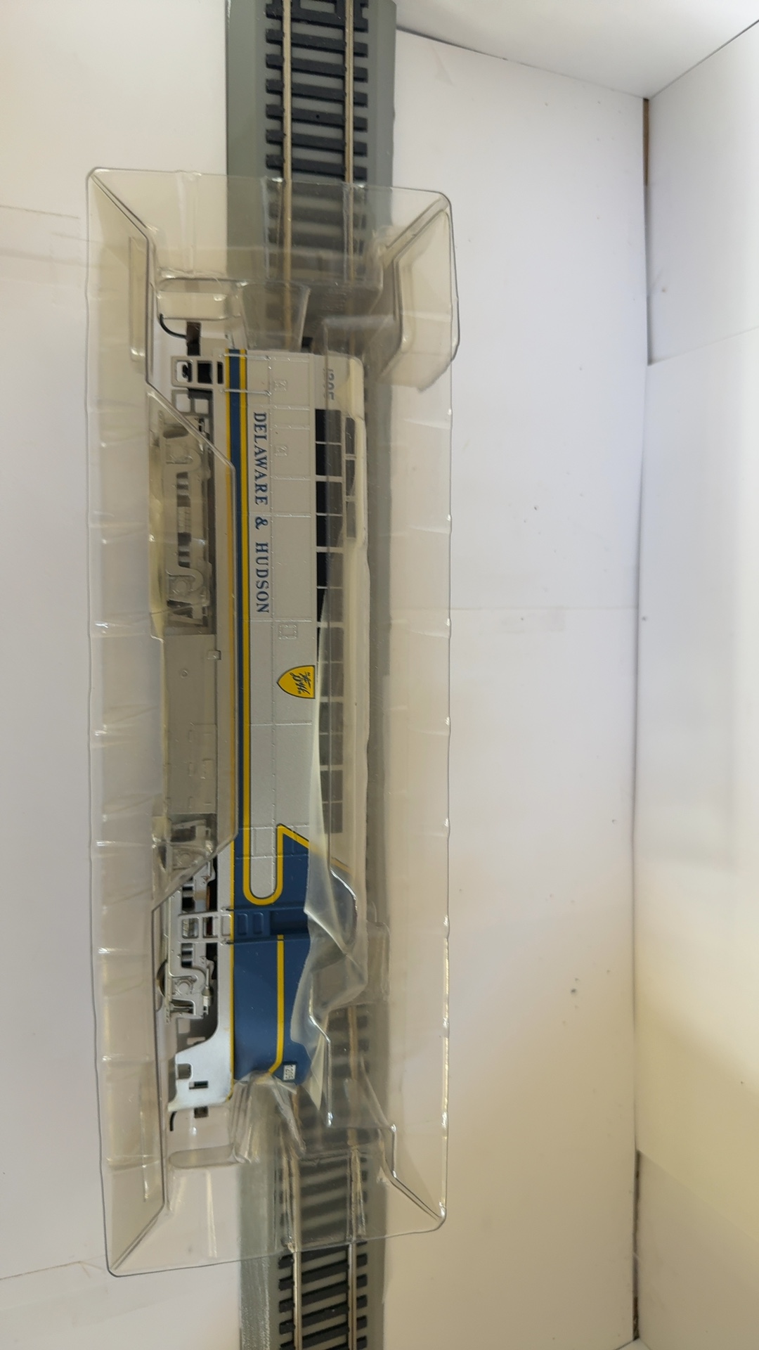 Delaware & Hudson Blue Grey Model Train Locomotive 1205 HO Scale image 7