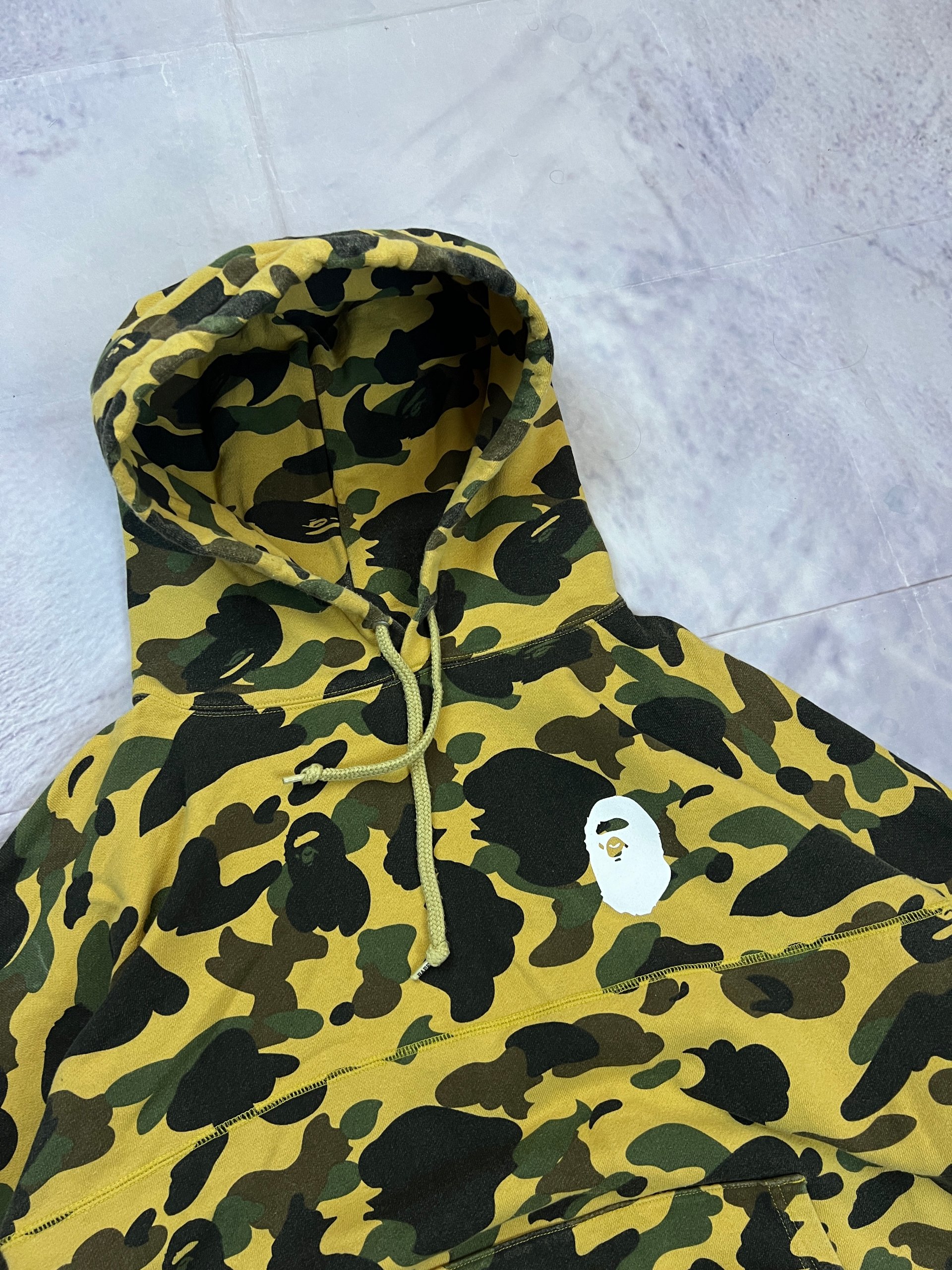 A Bathing Ape Yellow & Green Camo Hoodie Large Ape Head Logo image 3