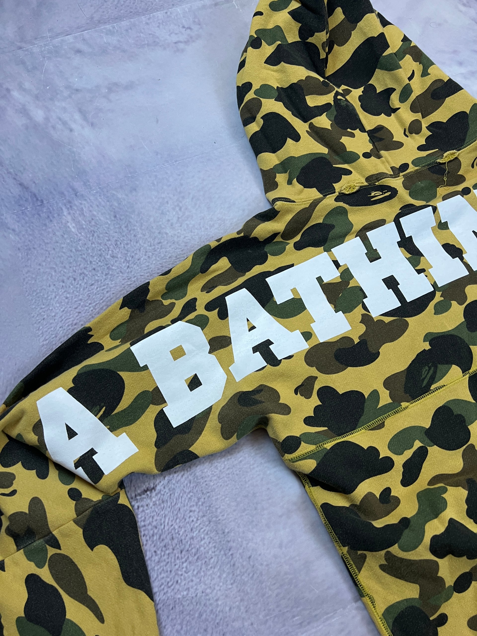 A Bathing Ape Yellow & Green Camo Hoodie Large Ape Head Logo image 4