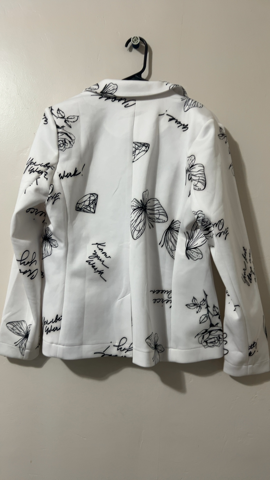 Fierce by Mally White & Black Floral Print Blazer Medium image 2