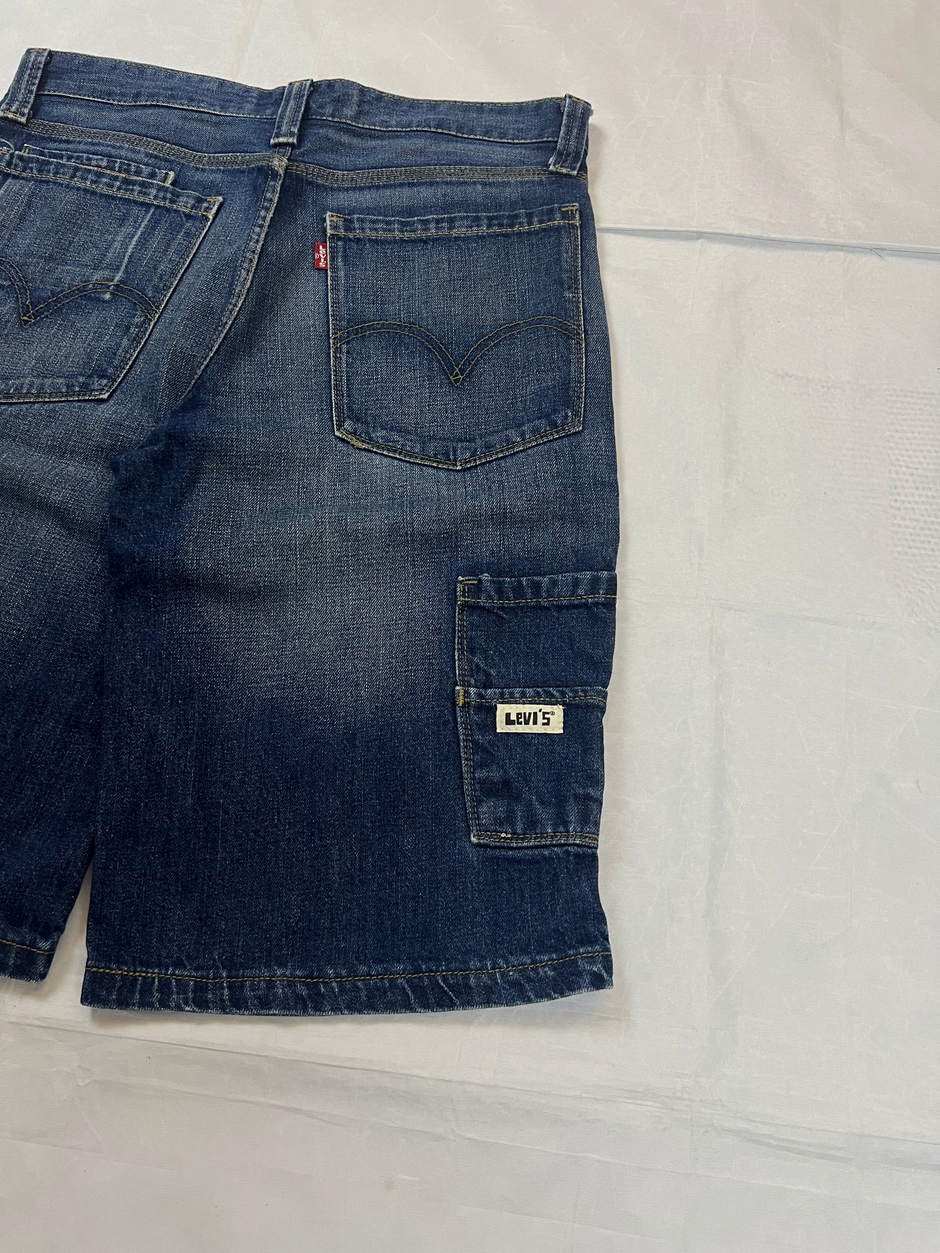 Levi's Blue Denim Shorts W36 Classic Fit image 3