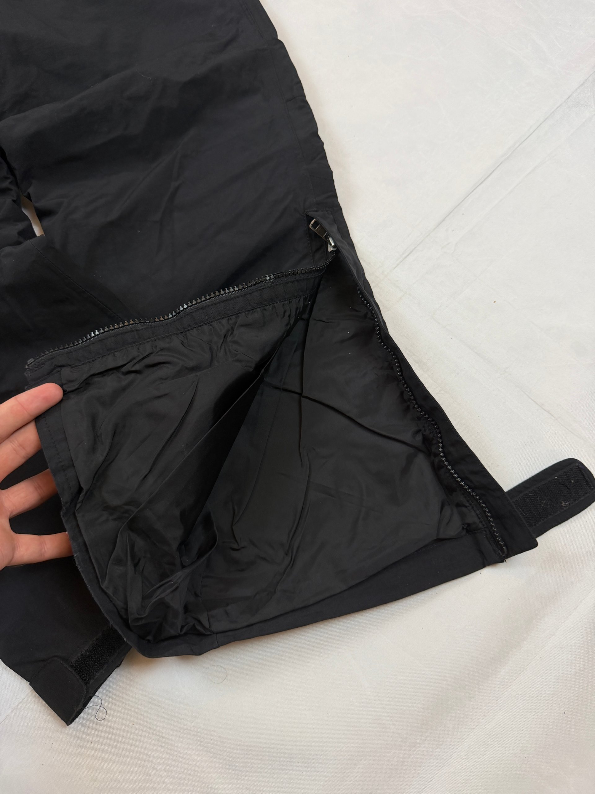 The North Face Black Women's Medium Hiking Trousers image 7