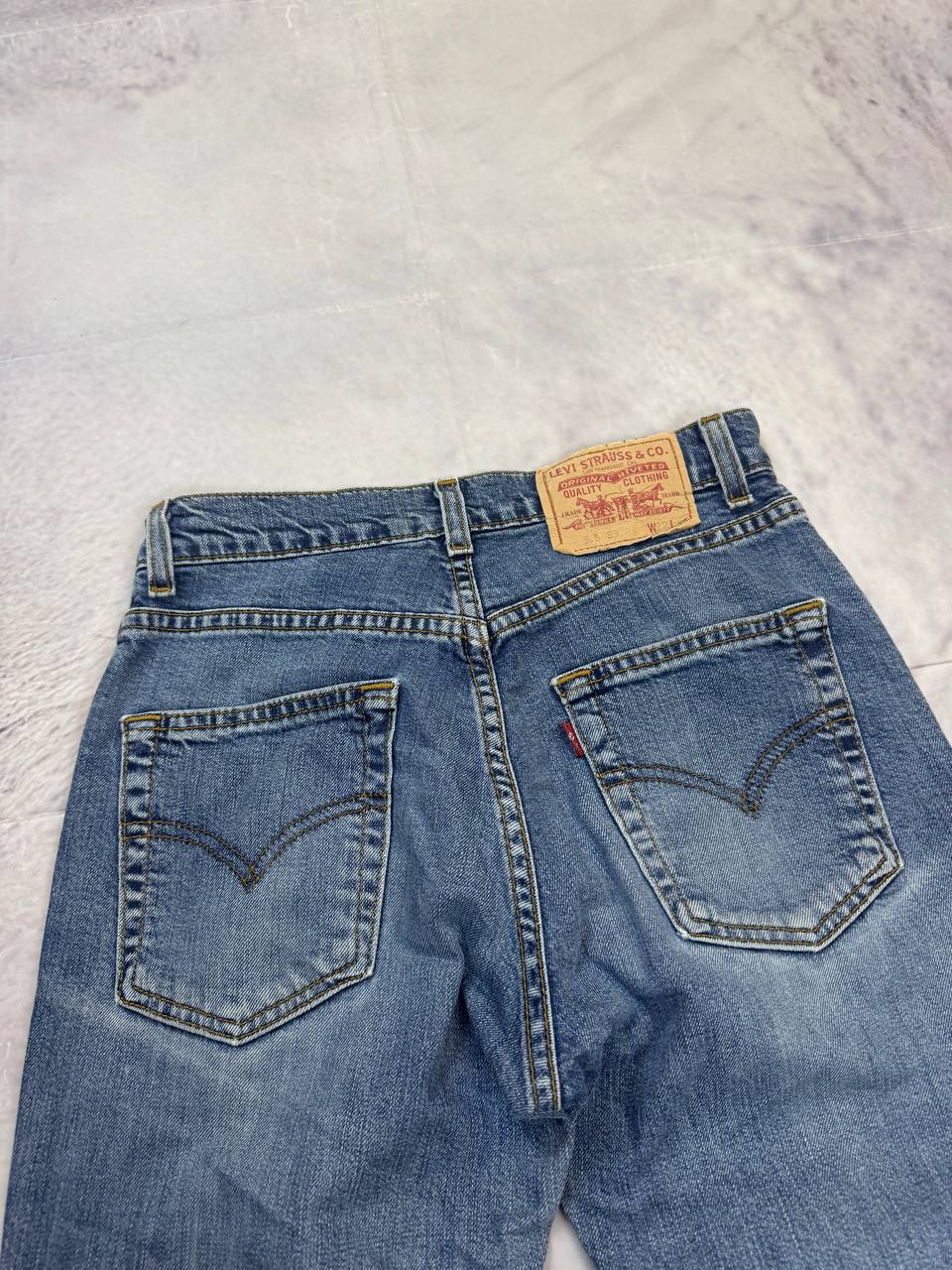 Levi's Blue Denim Jeans 28 Waist Vintage Style image 3