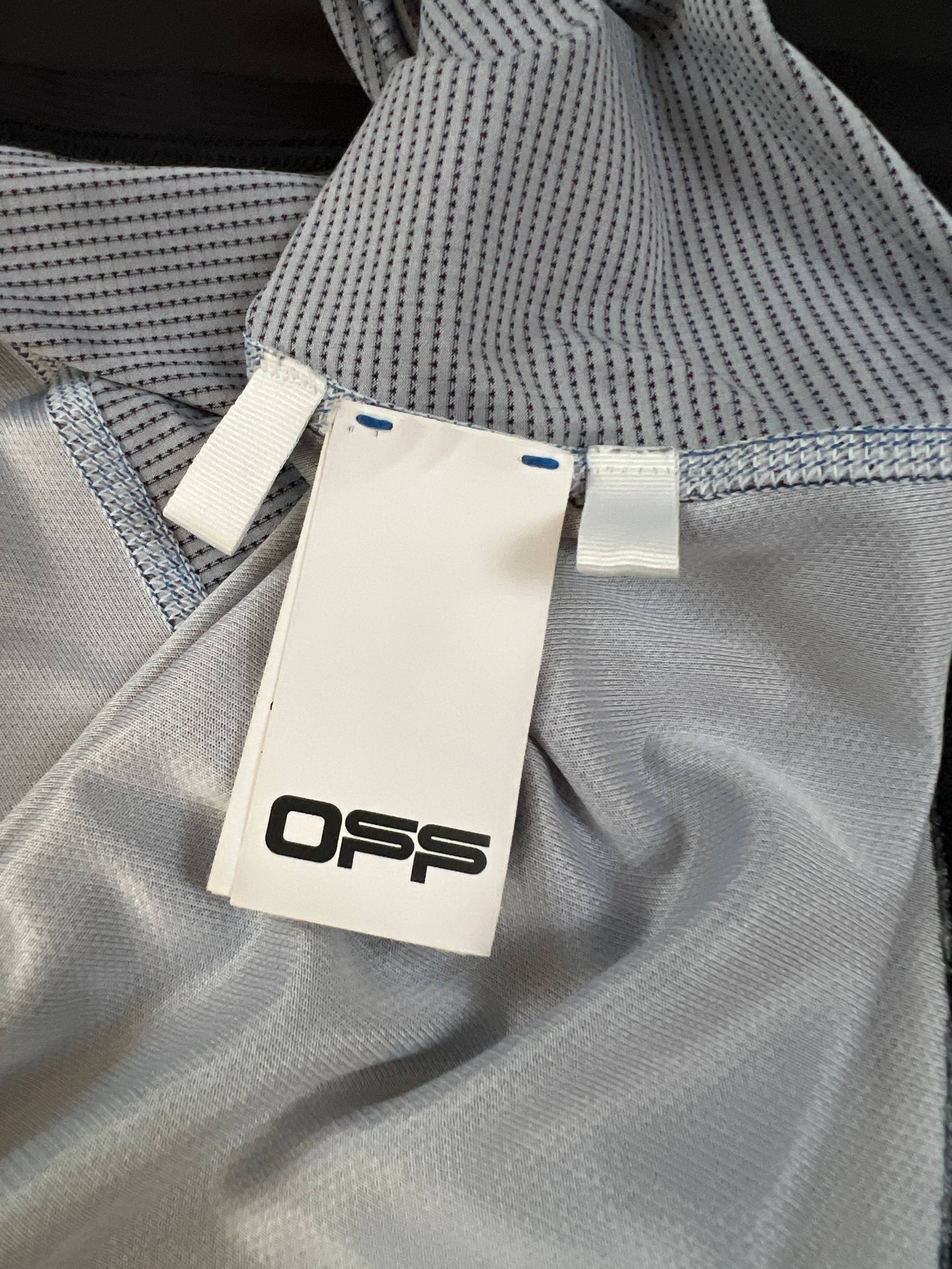 OFF Black & Blue Stitching Technical T-Shirt Large image 5