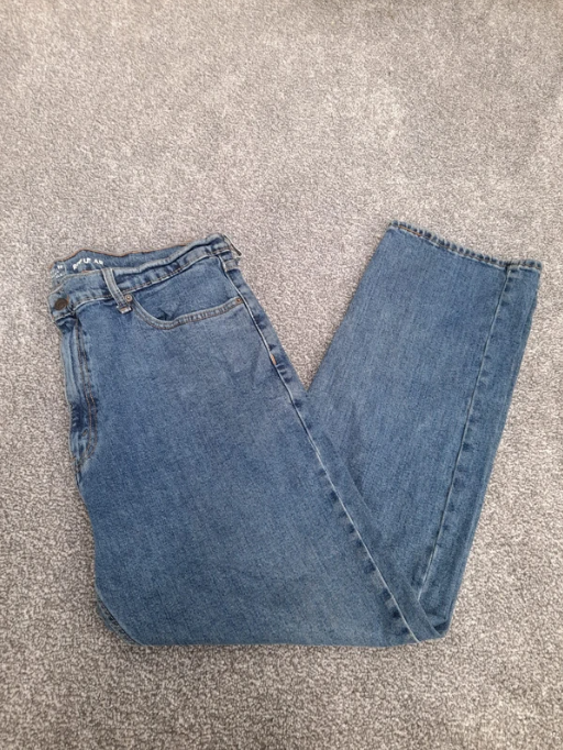 Levi's Blue Denim Jeans Relaxed Fit 40" image 2
