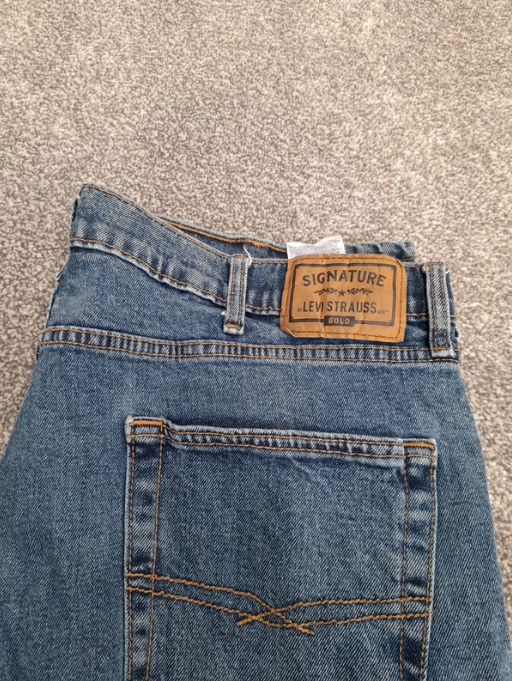 Levi's Blue Denim Jeans Relaxed Fit 40" image 7