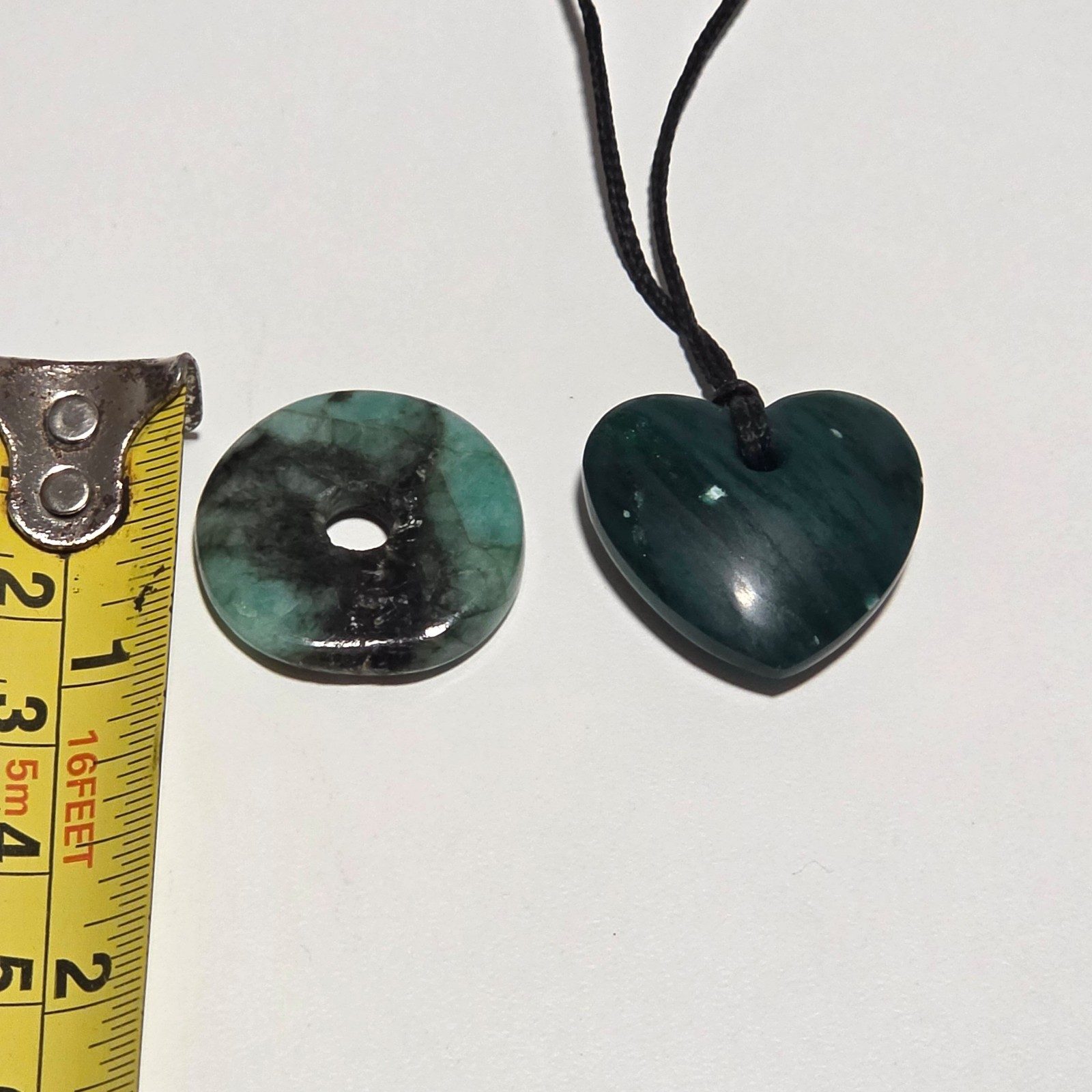 Green & Black Stone Heart & Round Pendant Necklace.b6 image 5