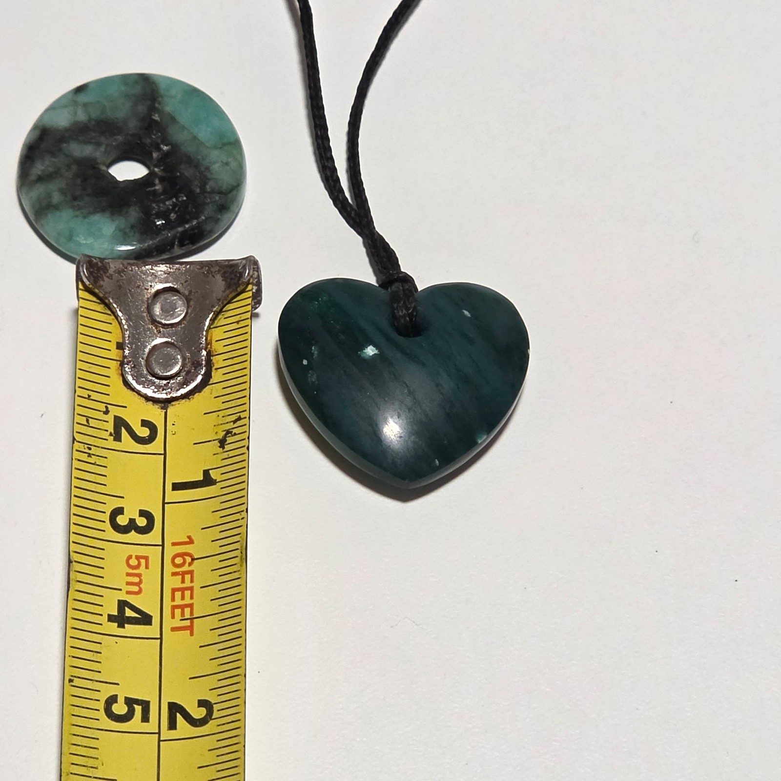 Green & Black Stone Heart & Round Pendant Necklace.b6 image 6