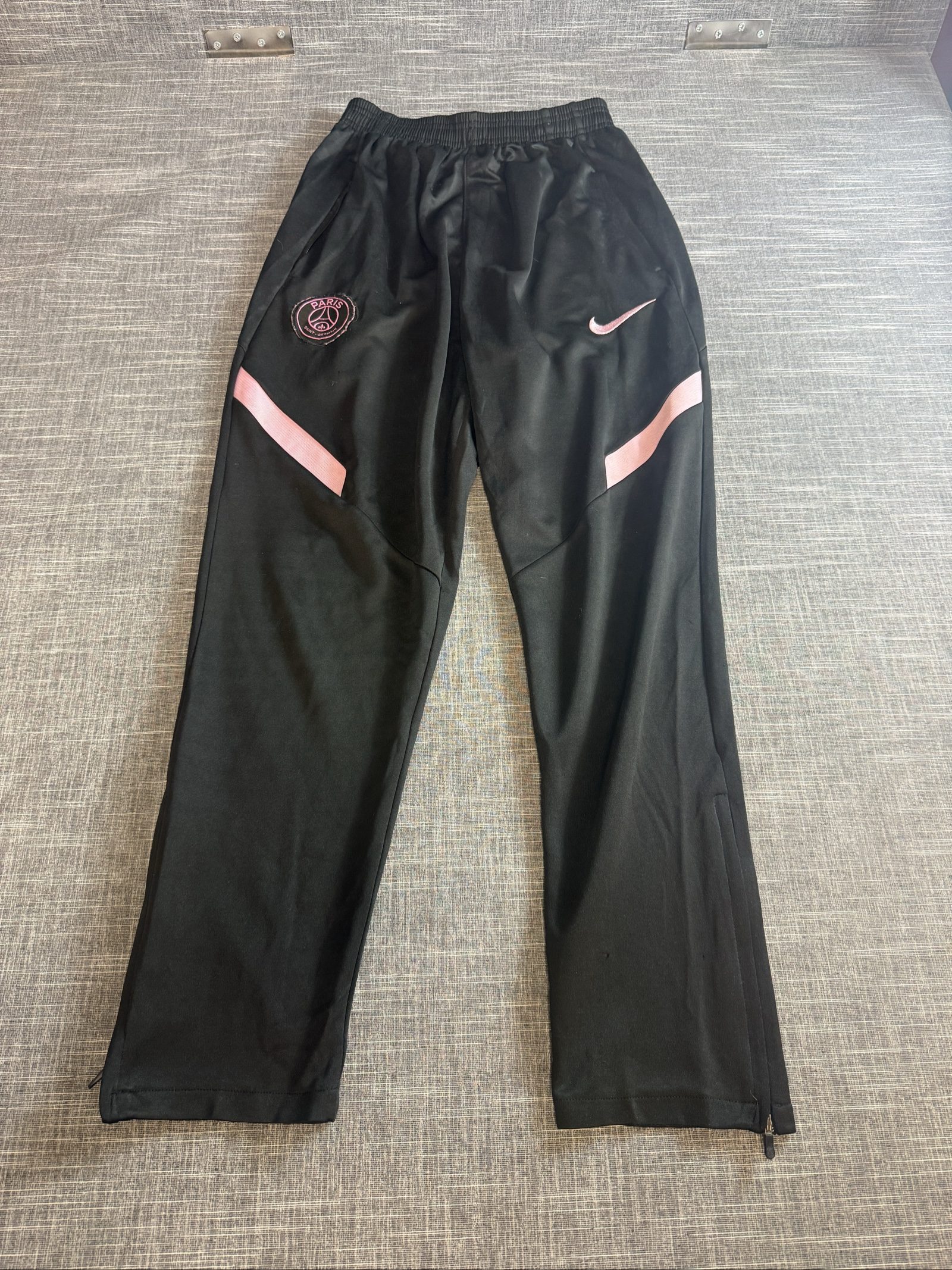Nike Men’s Paris Saint-Germain Dri-Fit Track Pants Large Black & Pink image 3