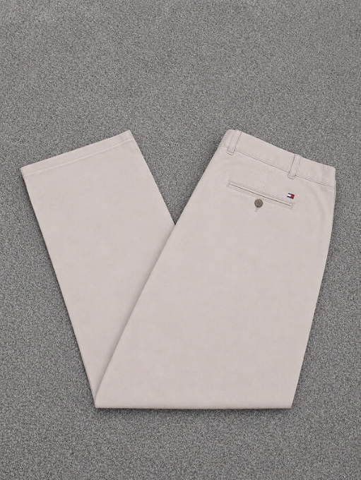 Tommy Hilfiger straight-leg chino pants in beige 42"