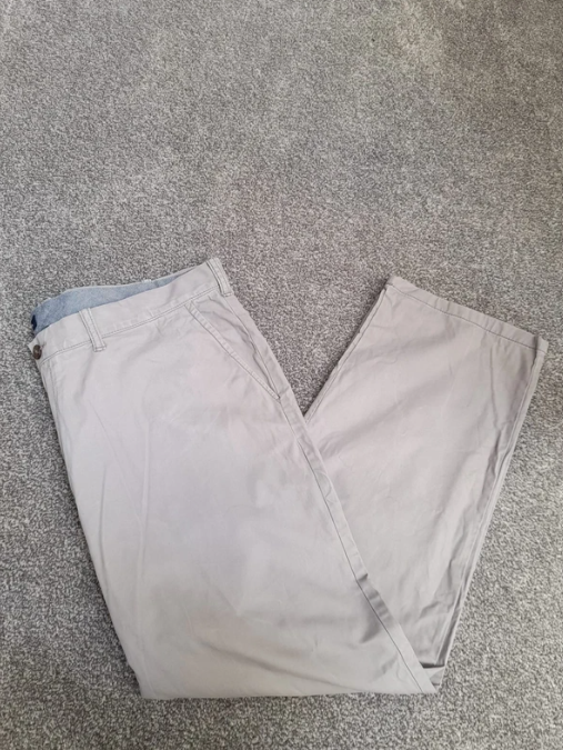 Tommy Hilfiger straight-leg chino pants in beige 42" image 7