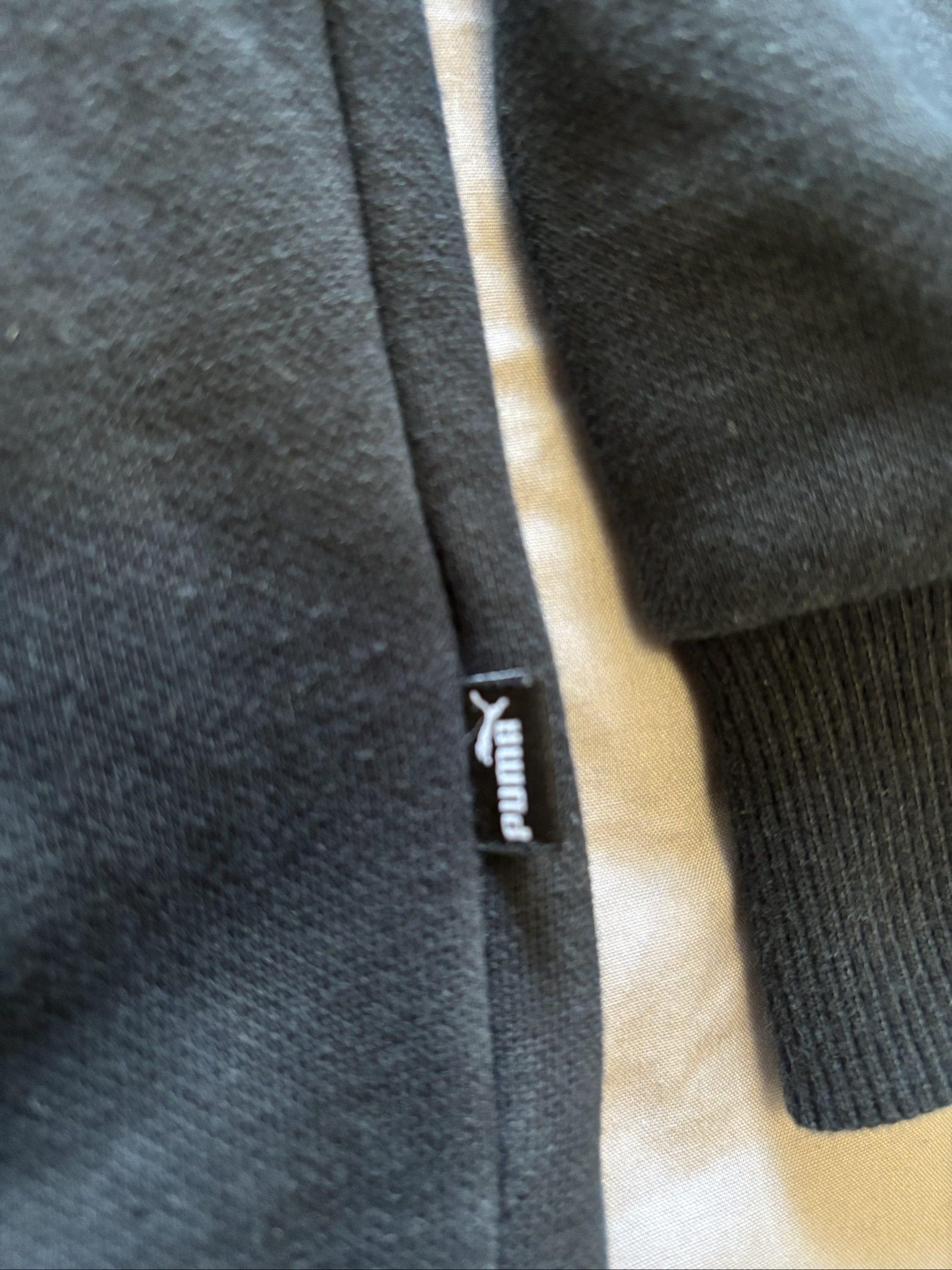 Puma Black & White Men's Hoodie xl Distressed Logo image 3