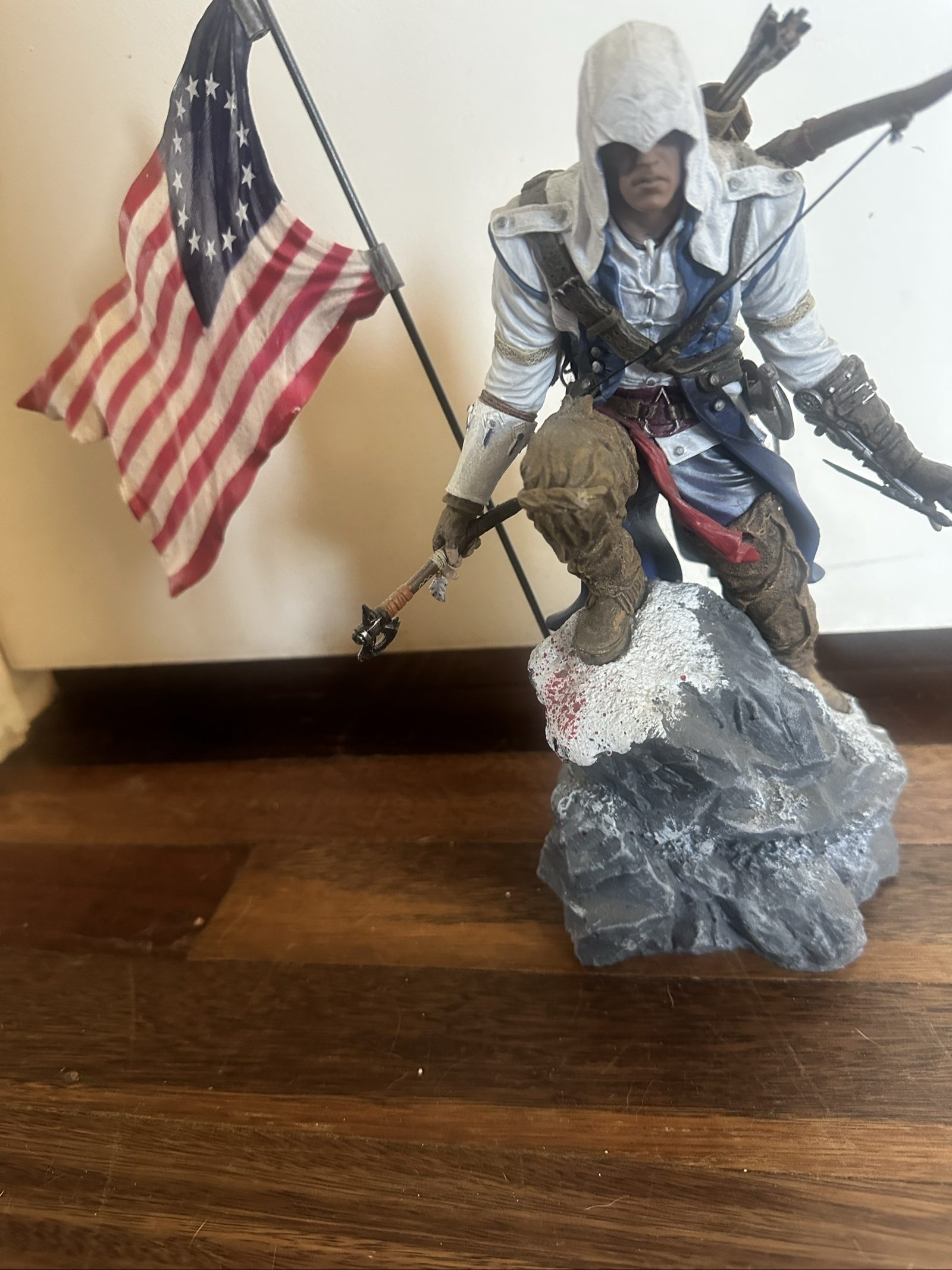 Ubisoft Assassin's Creed III Connor Statue Figurine Grey & White image 2