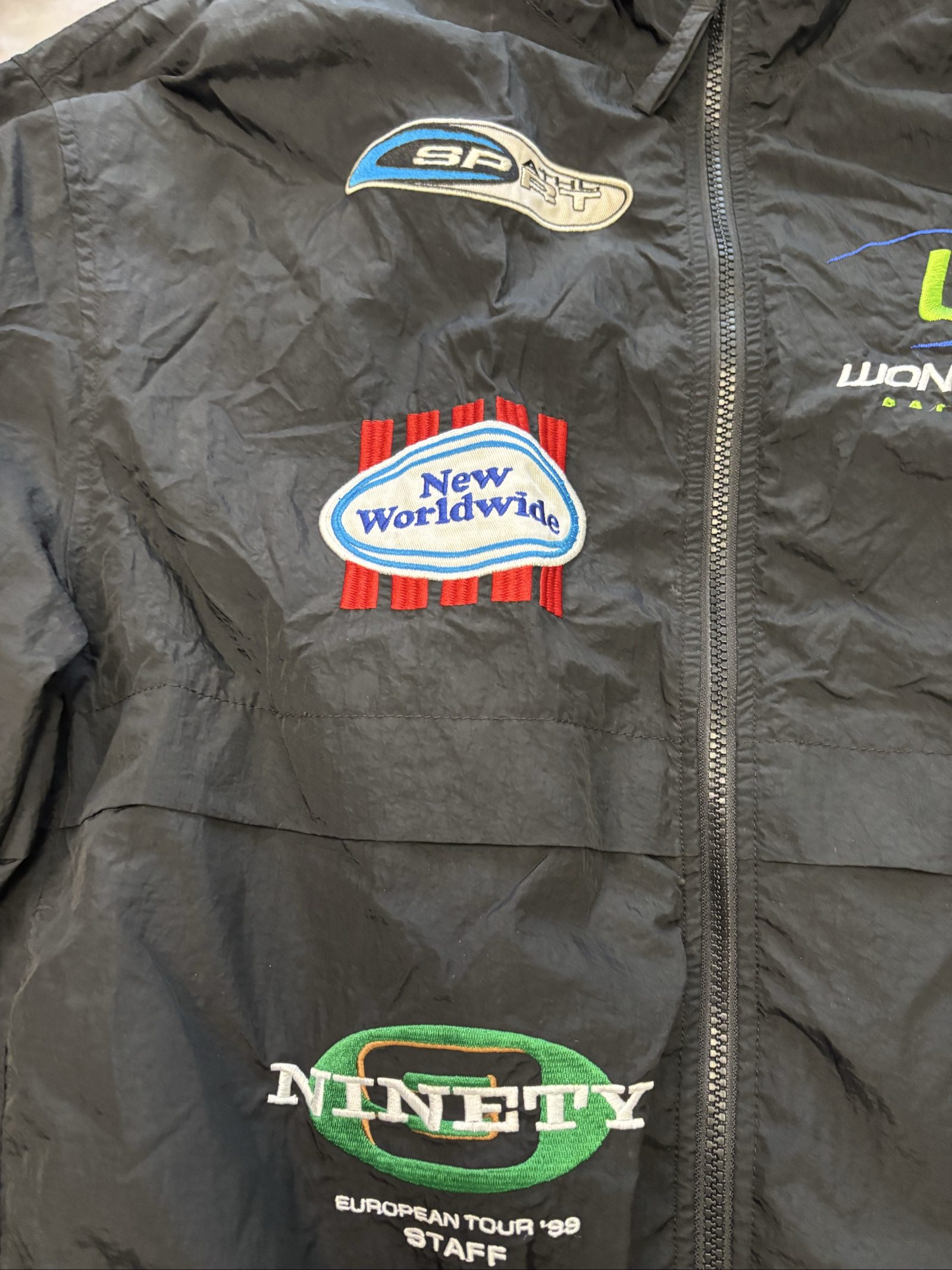 H&M Wonderwin Black Embroidered Logo Windbreaker Jacket Large image 4