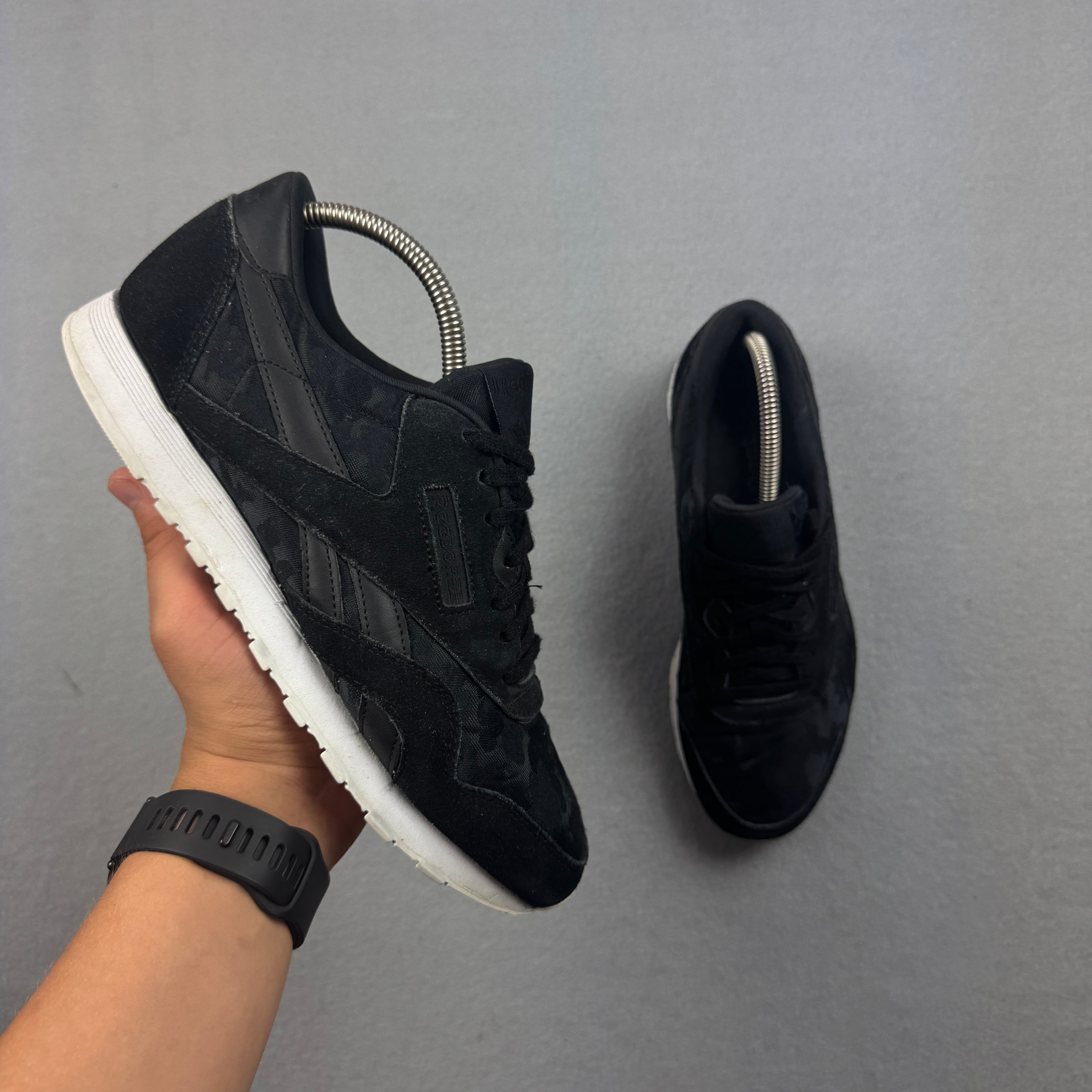 Reebok Black Camo Classic Nylon / Suede Sneakers Size 41.5 / 26.5cm