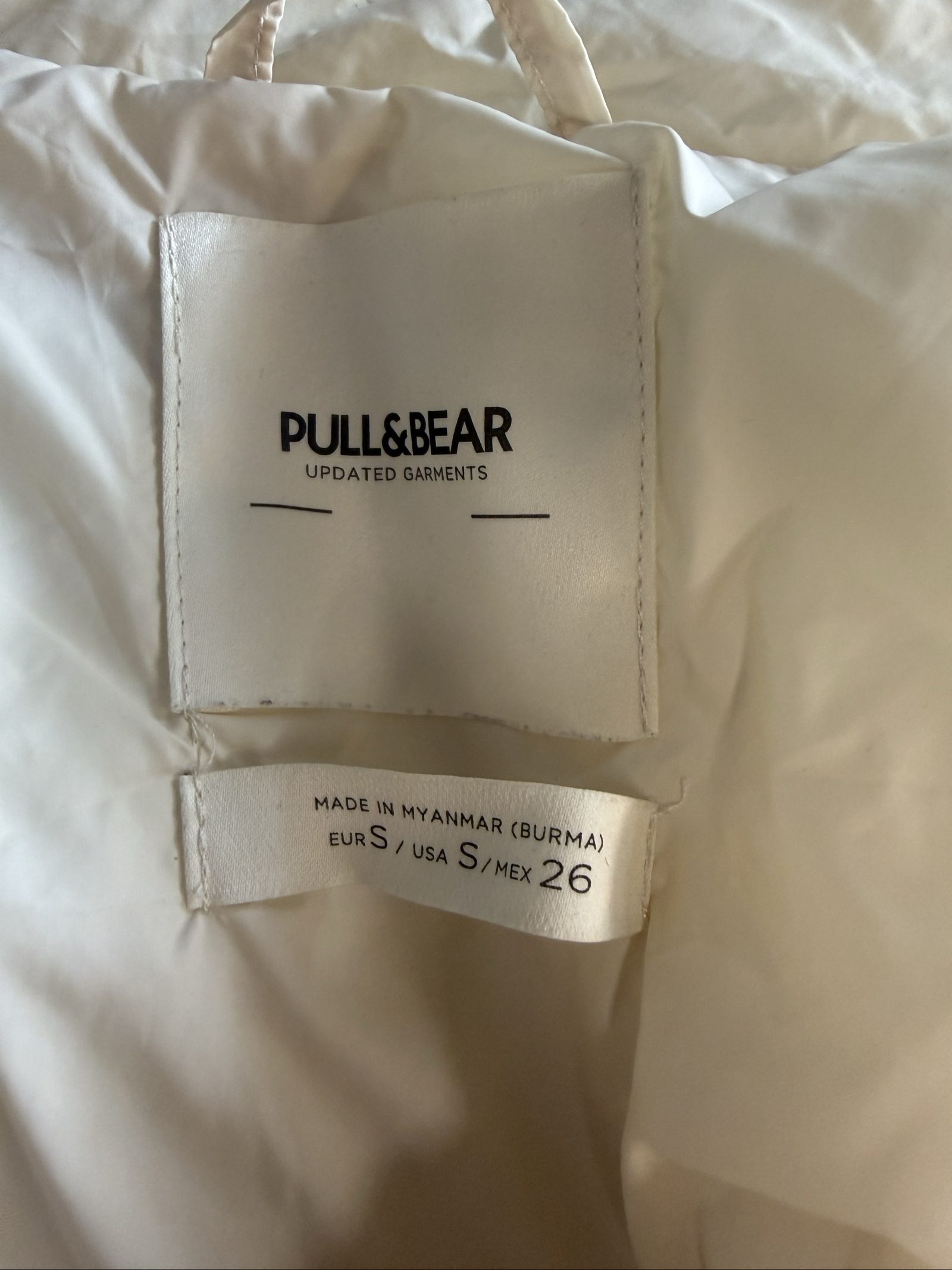 Pull & Bear Women’s Puffer Gilet Small Cream Sleeveless Jacket image 4