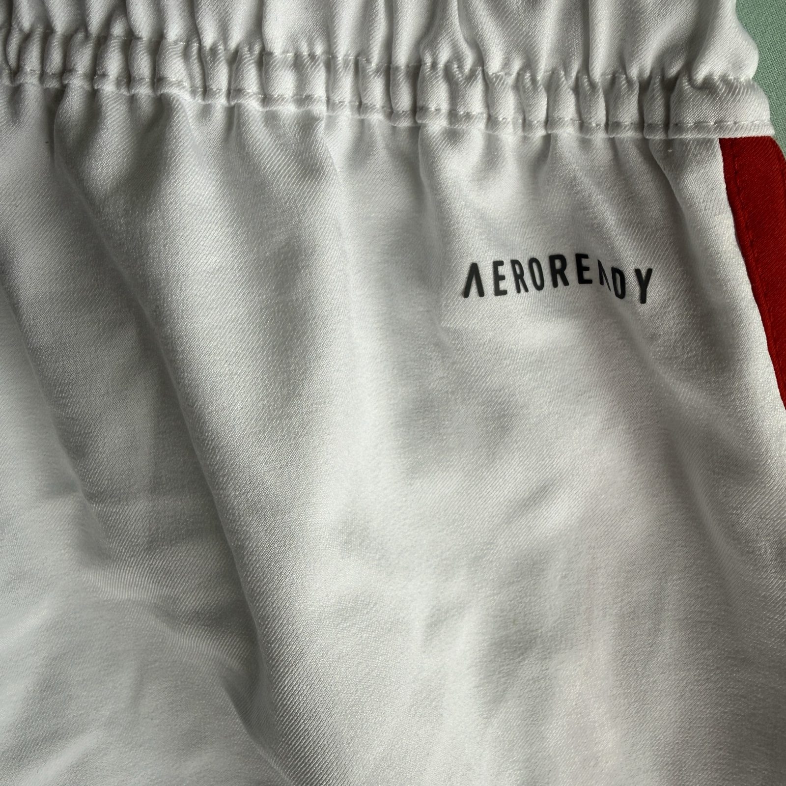 adidas Nottingham Forest 2023/24 Home Shorts #4 2XL Premier League White image 9