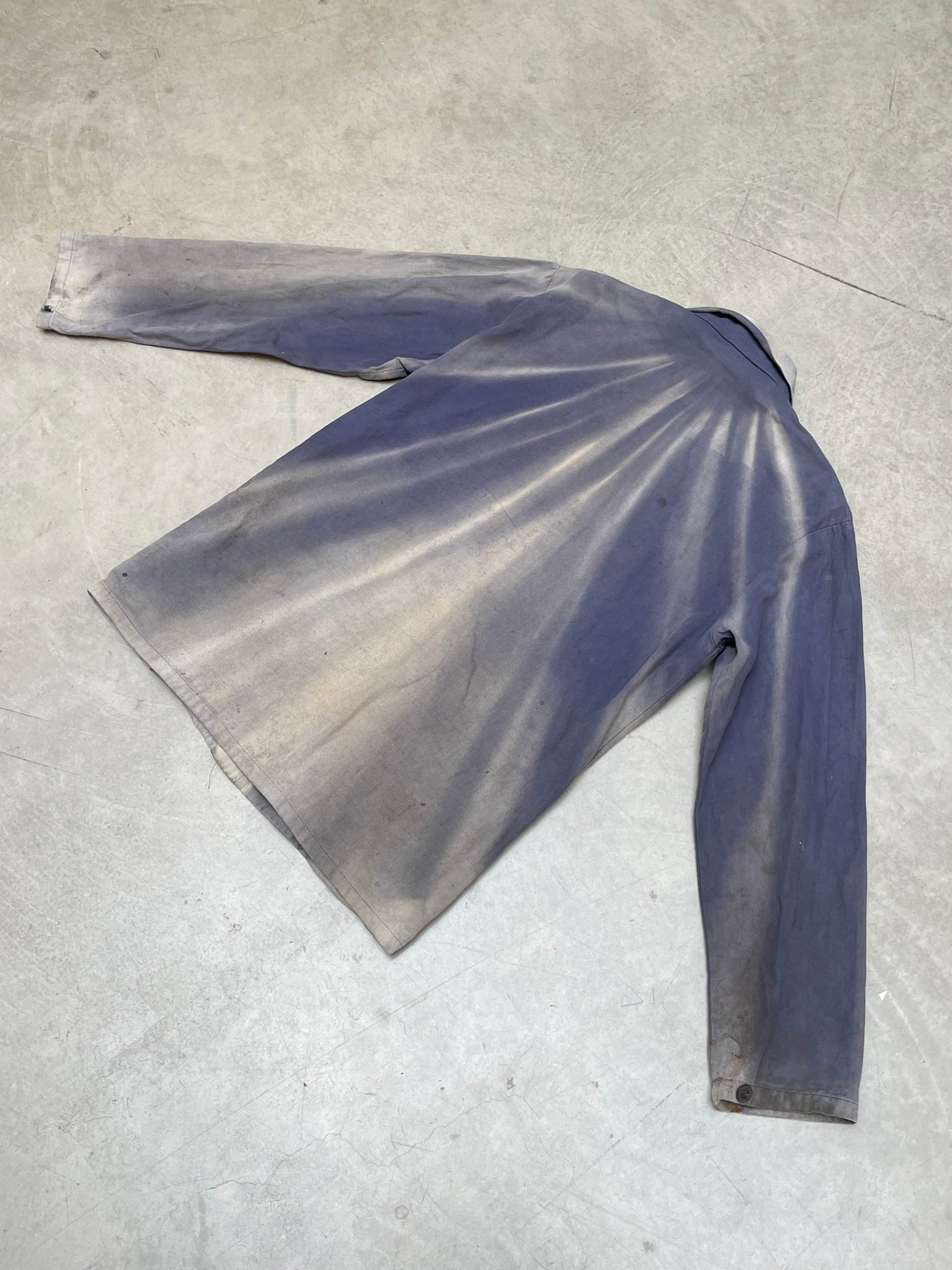 Rare 50s naturaly Sunfaded workwear chore coat / railroad jacket size elongated XL