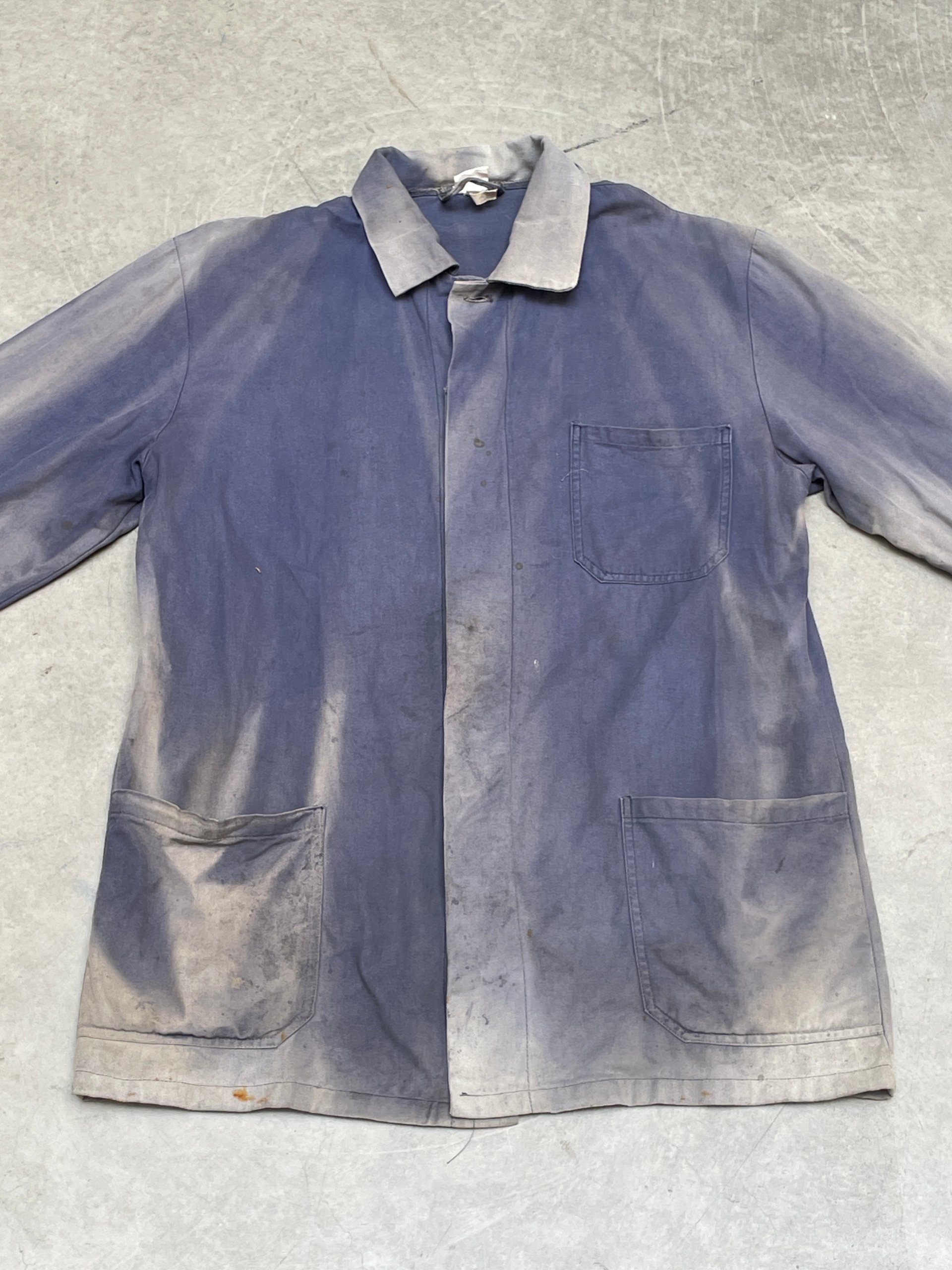 Rare 50s naturaly Sunfaded workwear chore coat / railroad jacket size elongated XL image 5