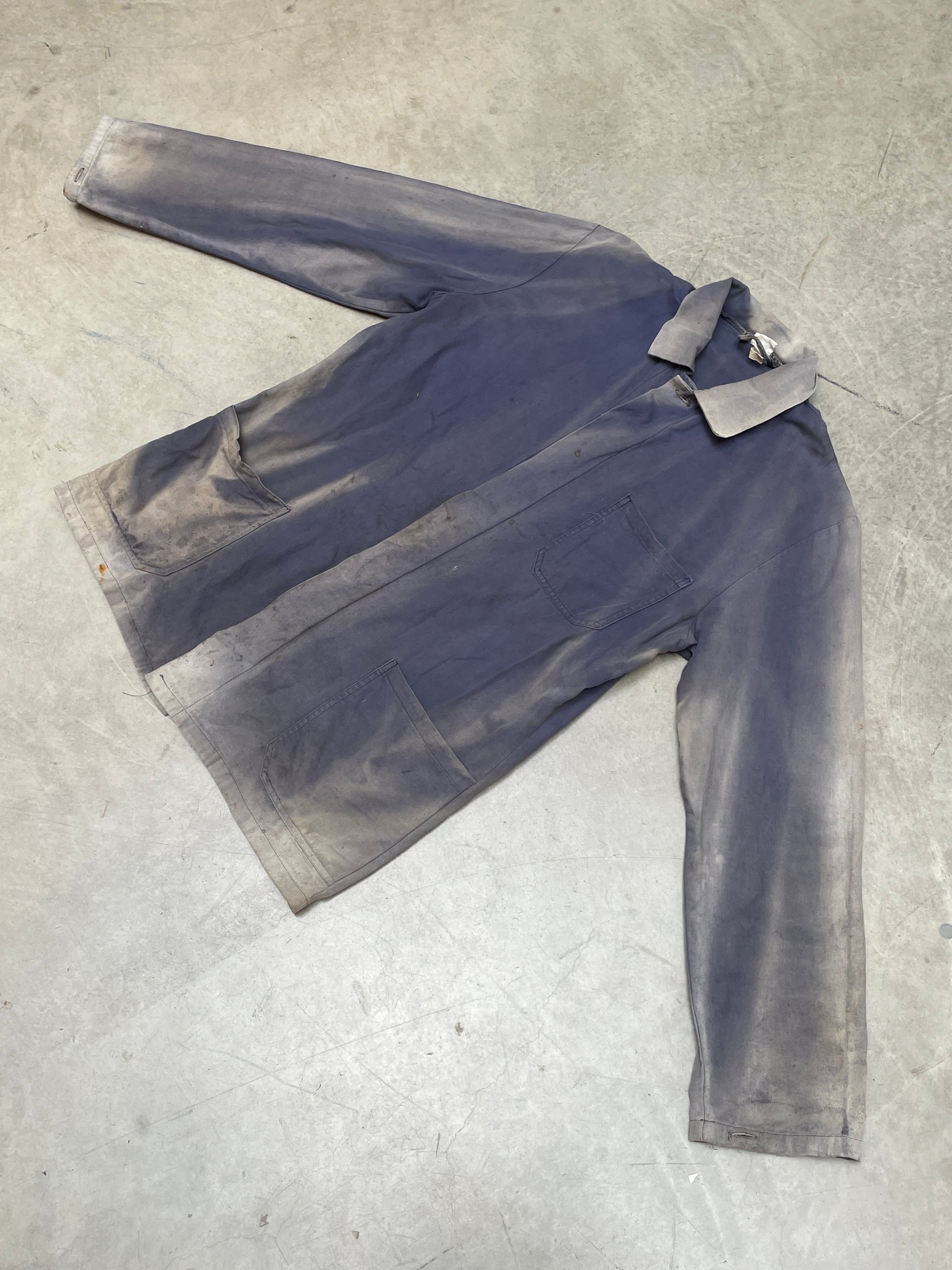 Rare 50s naturaly Sunfaded workwear chore coat / railroad jacket size elongated XL image 7