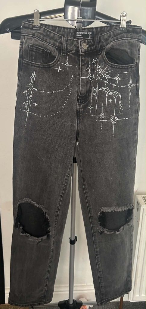 PrettyLittleThing Women's Black Denim Straight Jeans UK 4 with Knee Rips & White customised desing