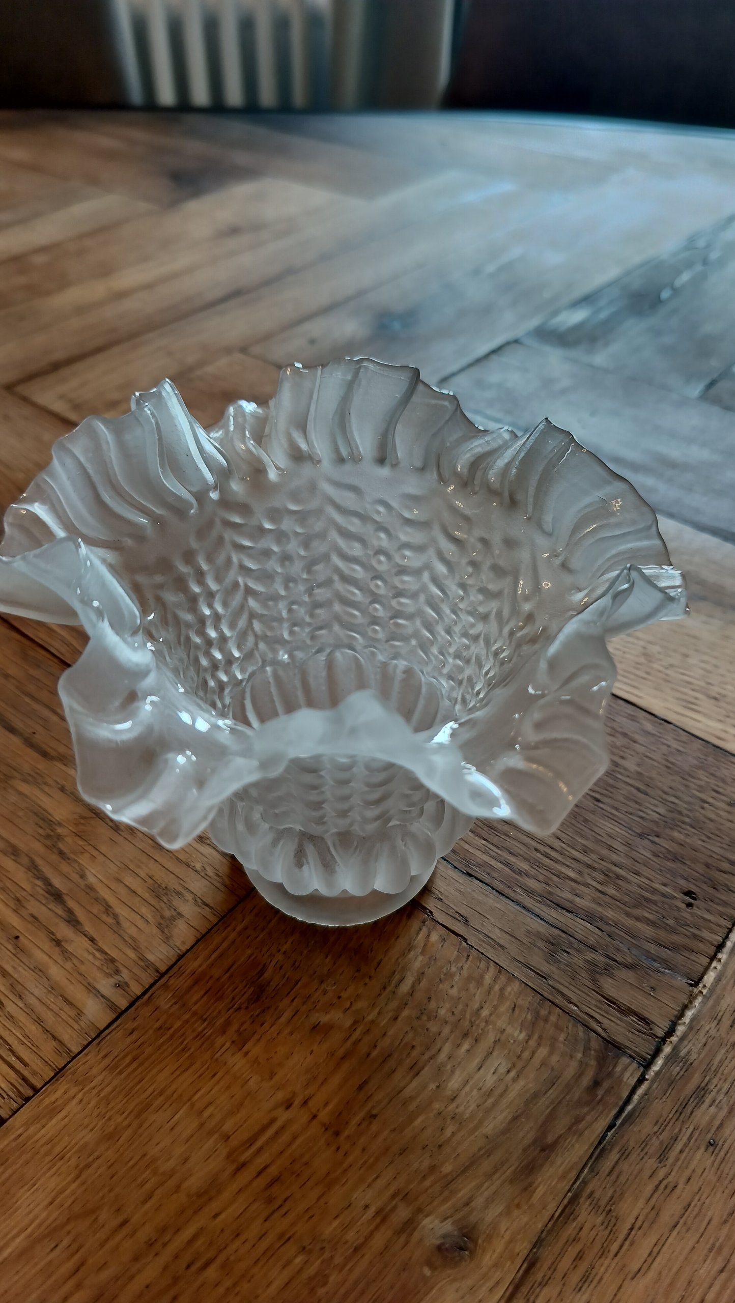 Vintage Lot of 3 Tulip shaped White Frosted Glass Ruffled Edge Light fittings with Bubble Texture